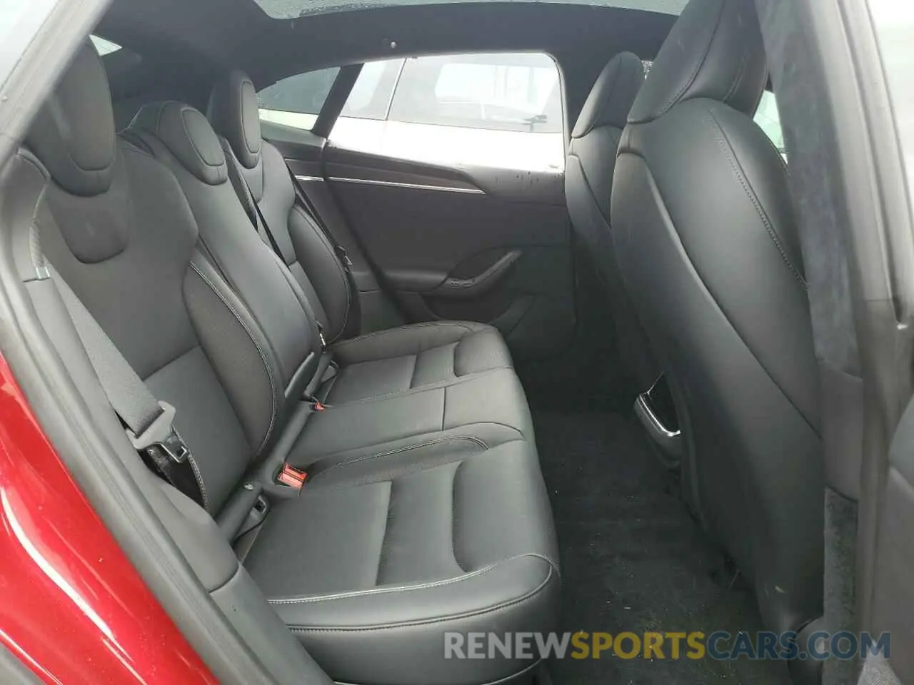 10 Photograph of a damaged car 5YJSA1E60RF533098 TESLA MODEL S 2024