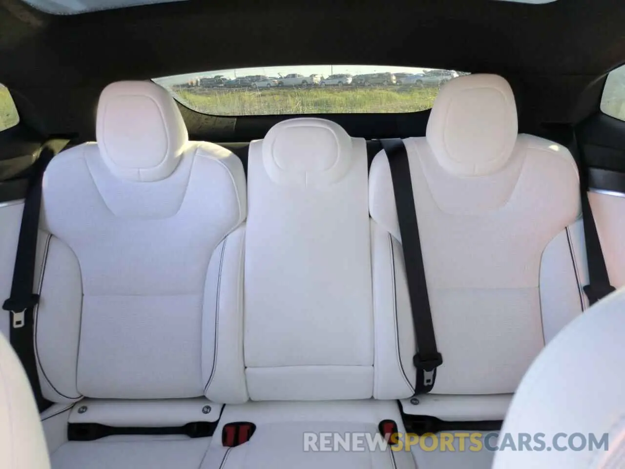10 Photograph of a damaged car 5YJSA1E62RF535435 TESLA MODEL S 2024