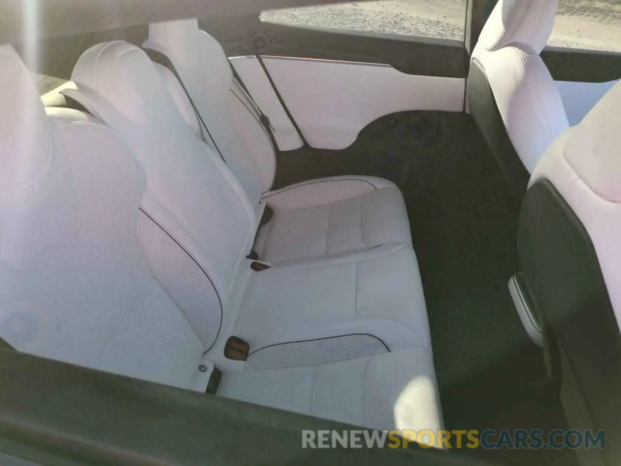 11 Photograph of a damaged car 5YJSA1E62RF535435 TESLA MODEL S 2024