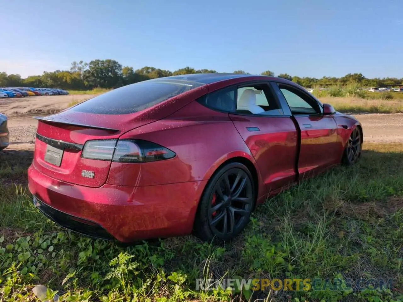 3 Photograph of a damaged car 5YJSA1E62RF535435 TESLA MODEL S 2024