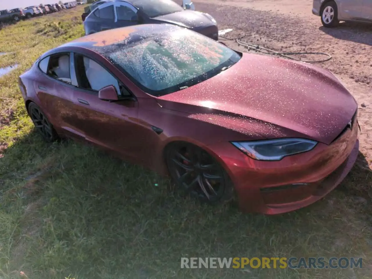 4 Photograph of a damaged car 5YJSA1E62RF535435 TESLA MODEL S 2024
