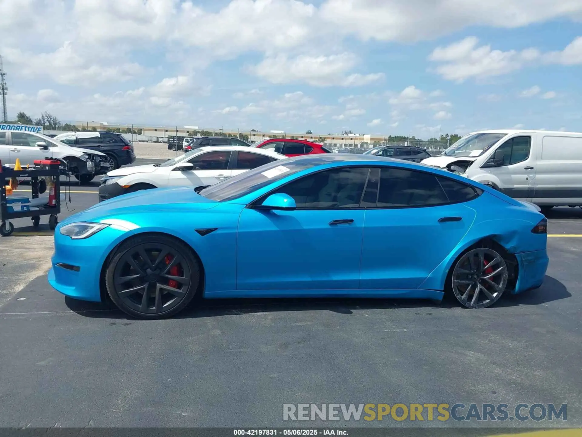 14 Photograph of a damaged car 5YJSA1E64RF540250 TESLA MODEL S 2024
