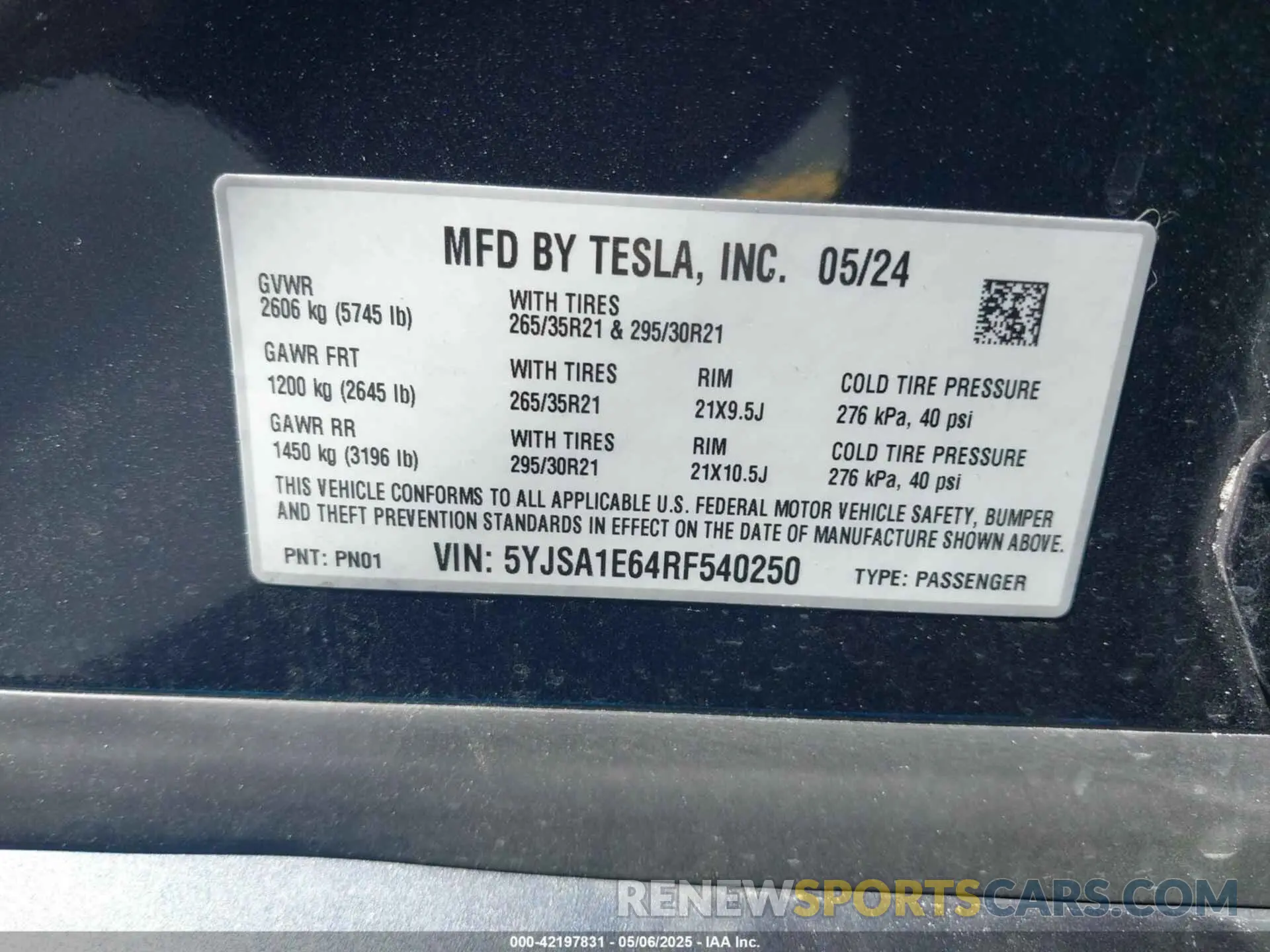 9 Photograph of a damaged car 5YJSA1E64RF540250 TESLA MODEL S 2024