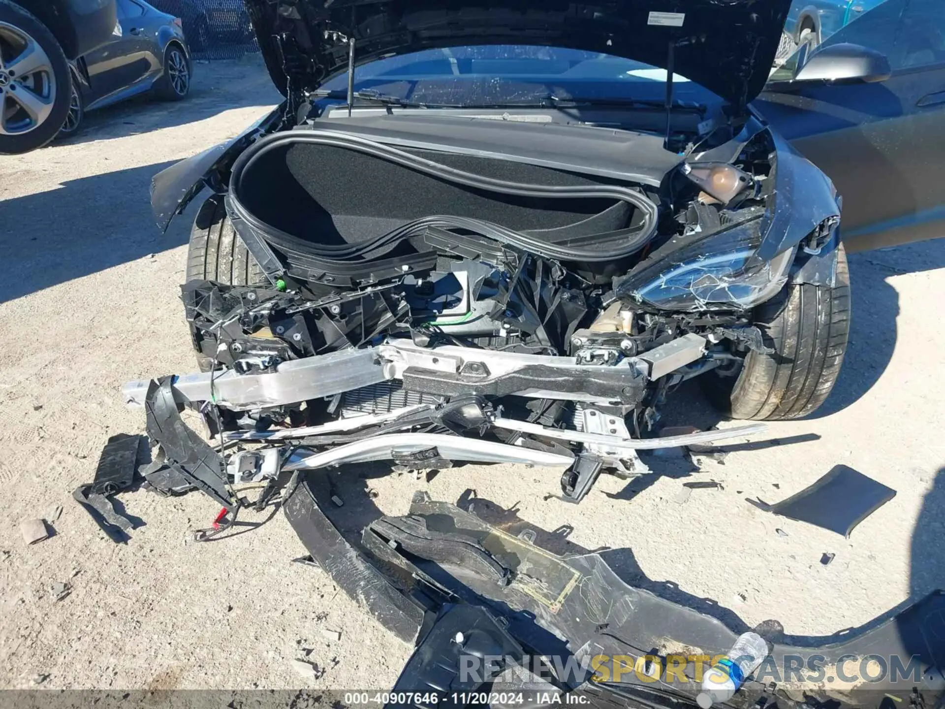 10 Photograph of a damaged car 5YJSA1E69RF544911 TESLA MODEL S 2024
