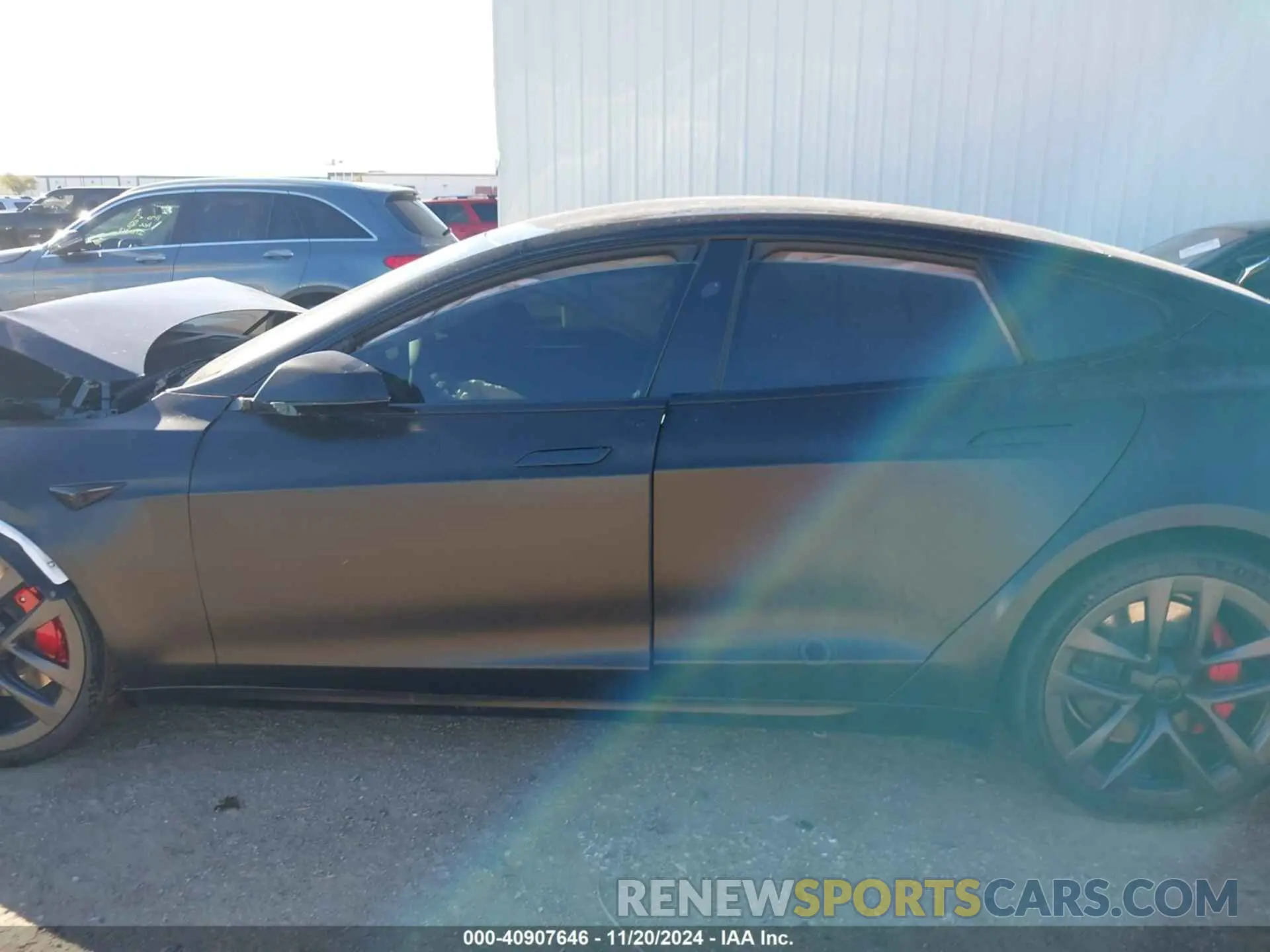 14 Photograph of a damaged car 5YJSA1E69RF544911 TESLA MODEL S 2024