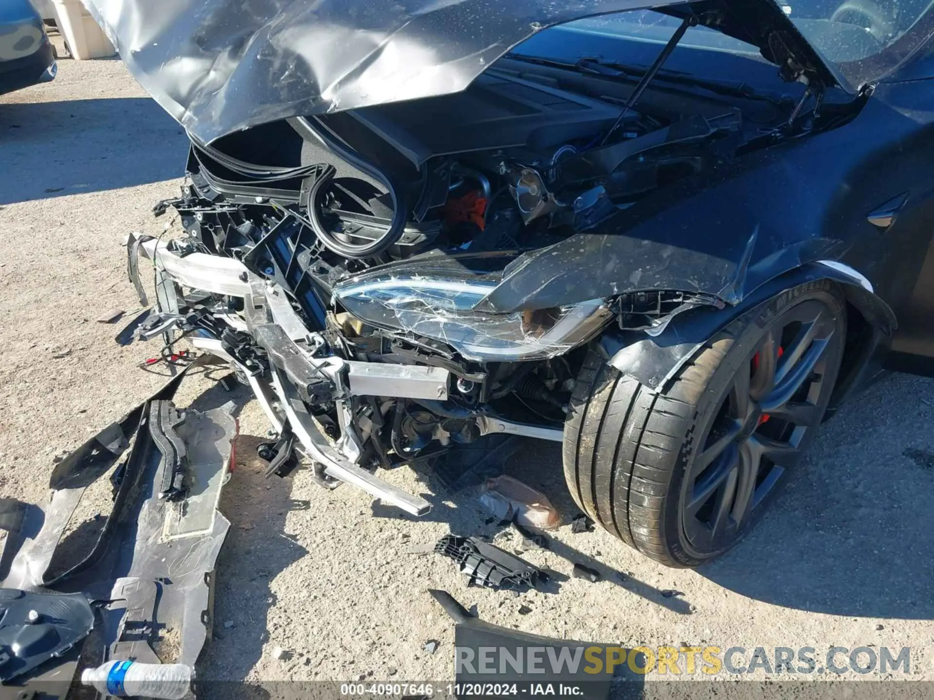 6 Photograph of a damaged car 5YJSA1E69RF544911 TESLA MODEL S 2024