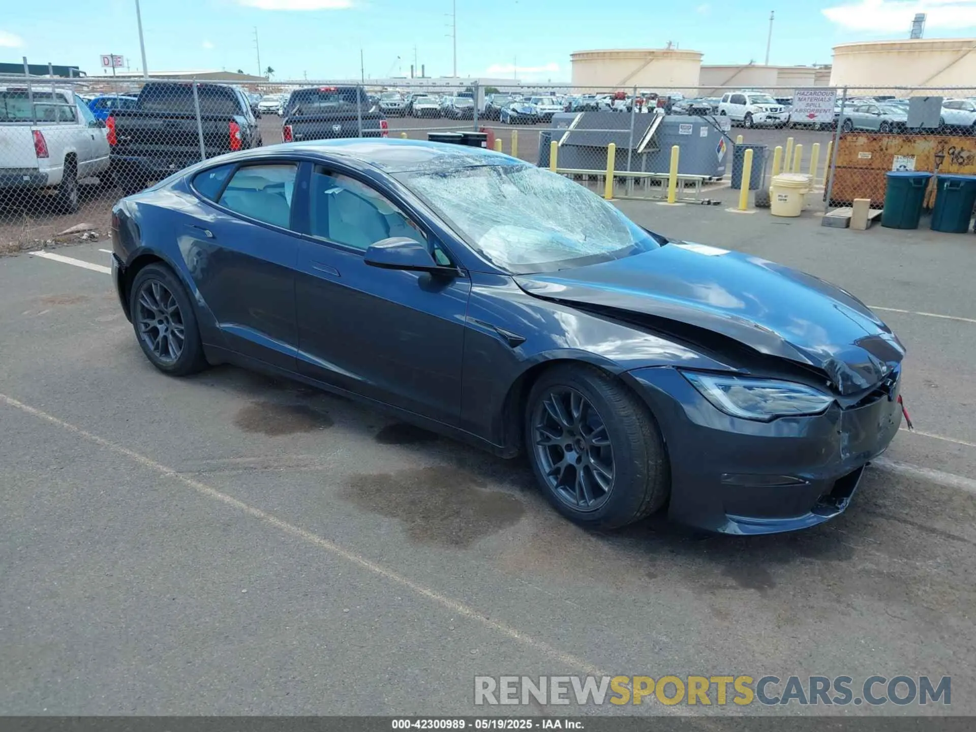 1 Photograph of a damaged car 5YJSA1E51SF548612 TESLA MODEL S 2025