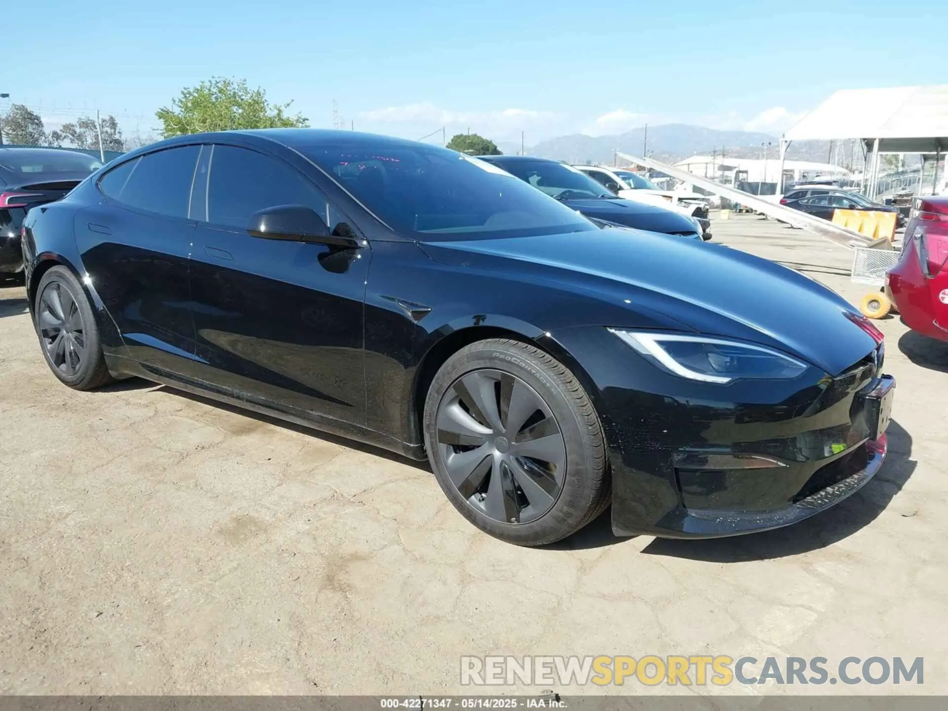 1 Photograph of a damaged car 5YJSA1E57SF549635 TESLA MODEL S 2025