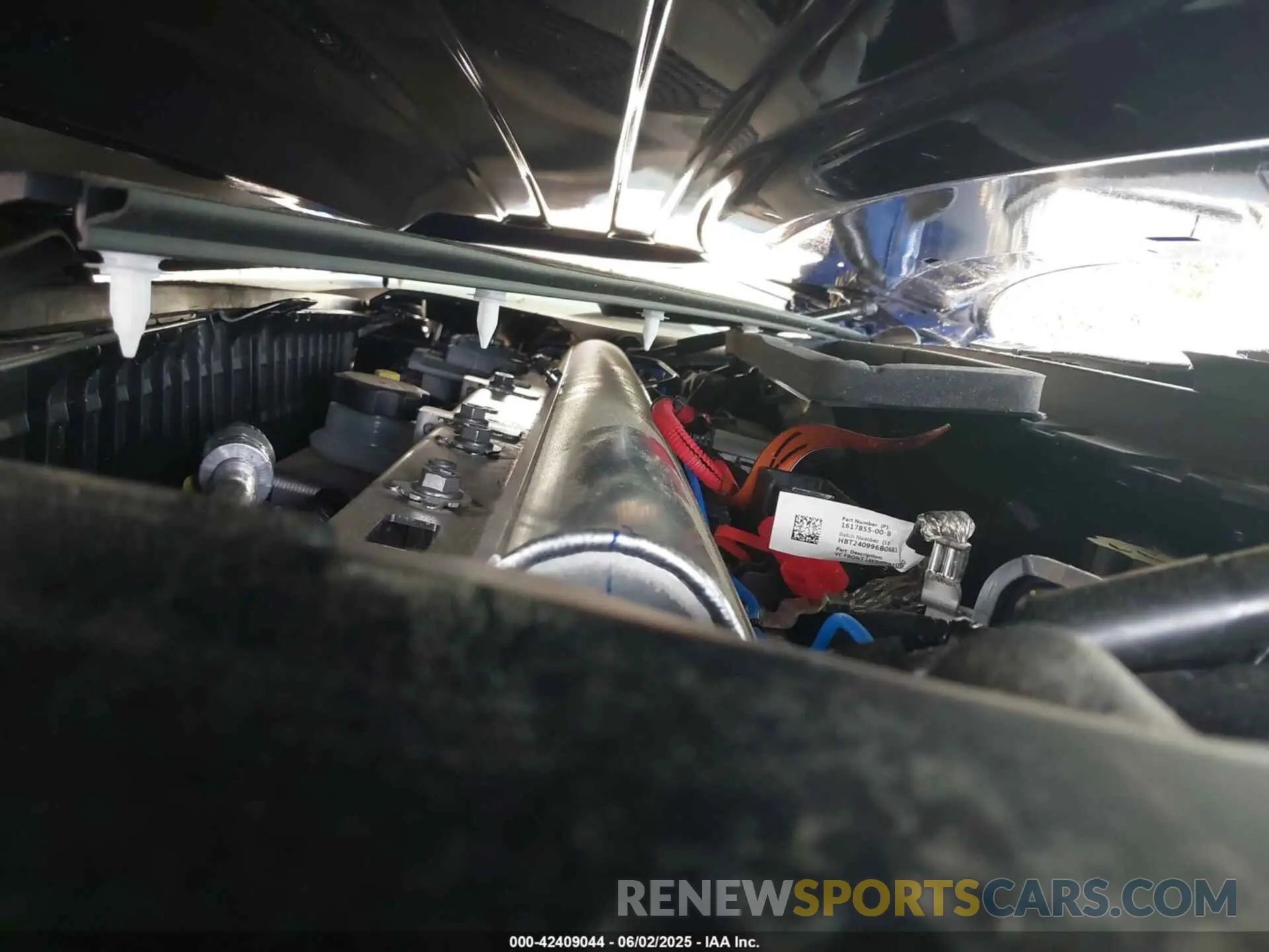 10 Photograph of a damaged car 5YJSA1E59SF549183 TESLA MODEL S 2025