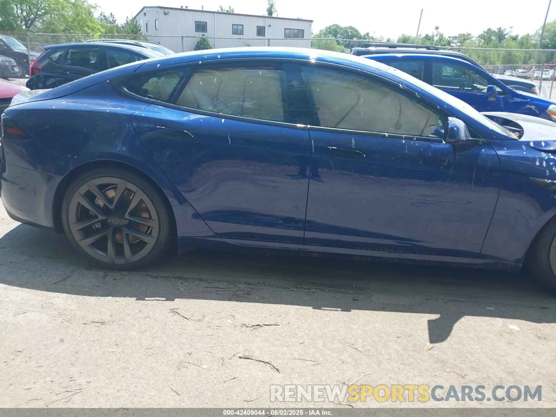 12 Photograph of a damaged car 5YJSA1E59SF549183 TESLA MODEL S 2025
