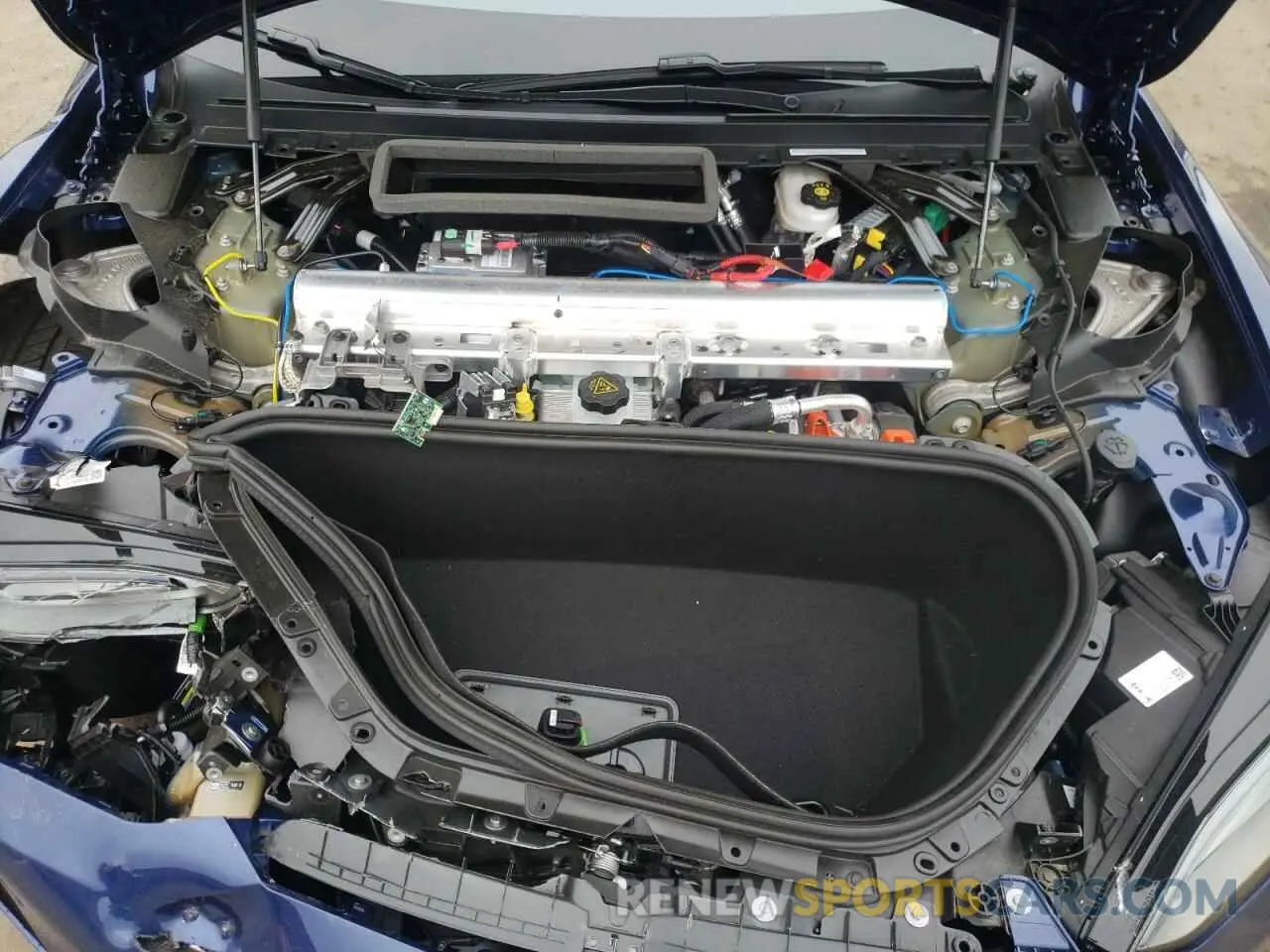 11 Photograph of a damaged car 5YJSA1E59SF550219 TESLA MODEL S 2025