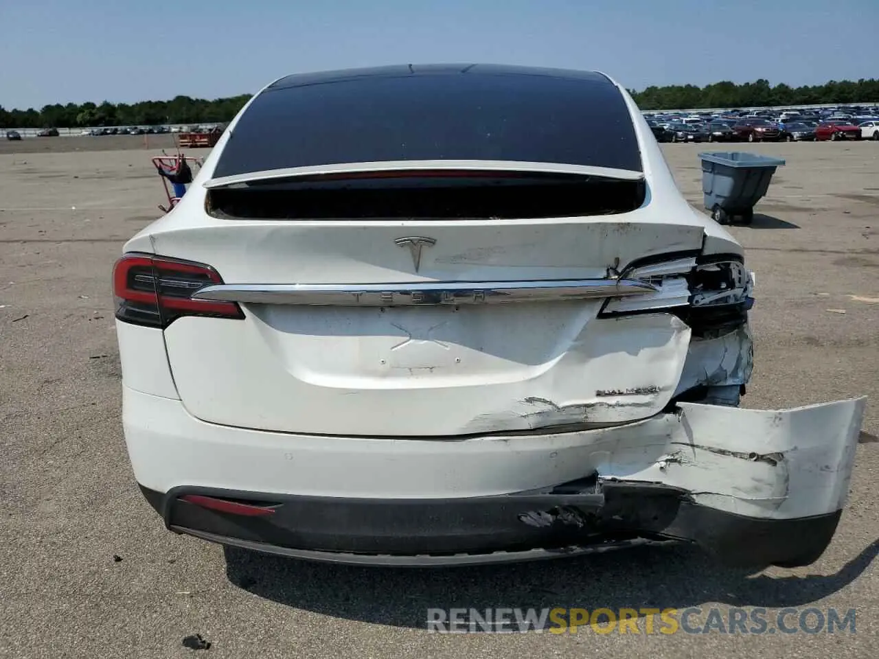 6 Photograph of a damaged car 5YJXCAE21KF182821 TESLA MODEL X 2019