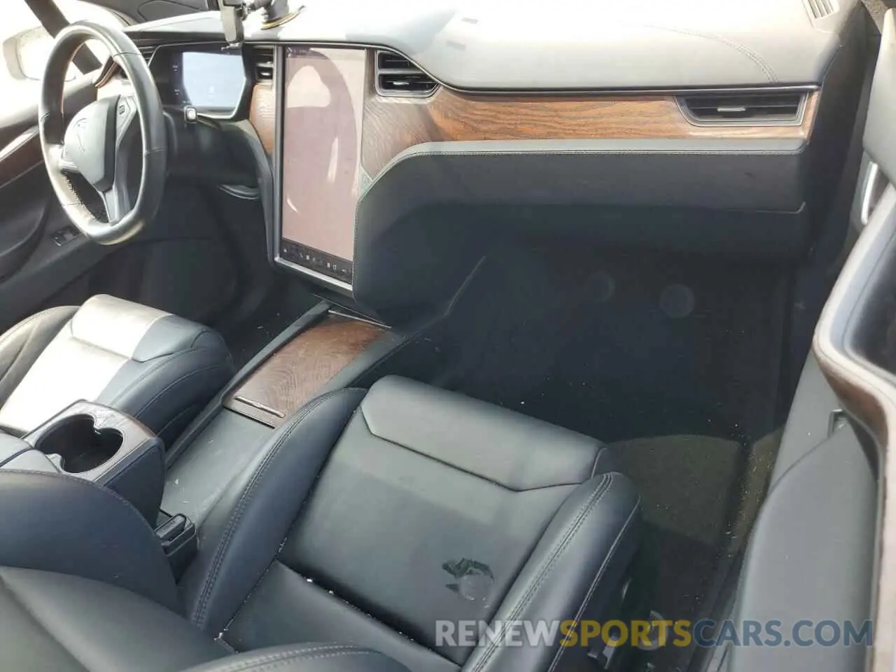 8 Photograph of a damaged car 5YJXCAE21KF182821 TESLA MODEL X 2019