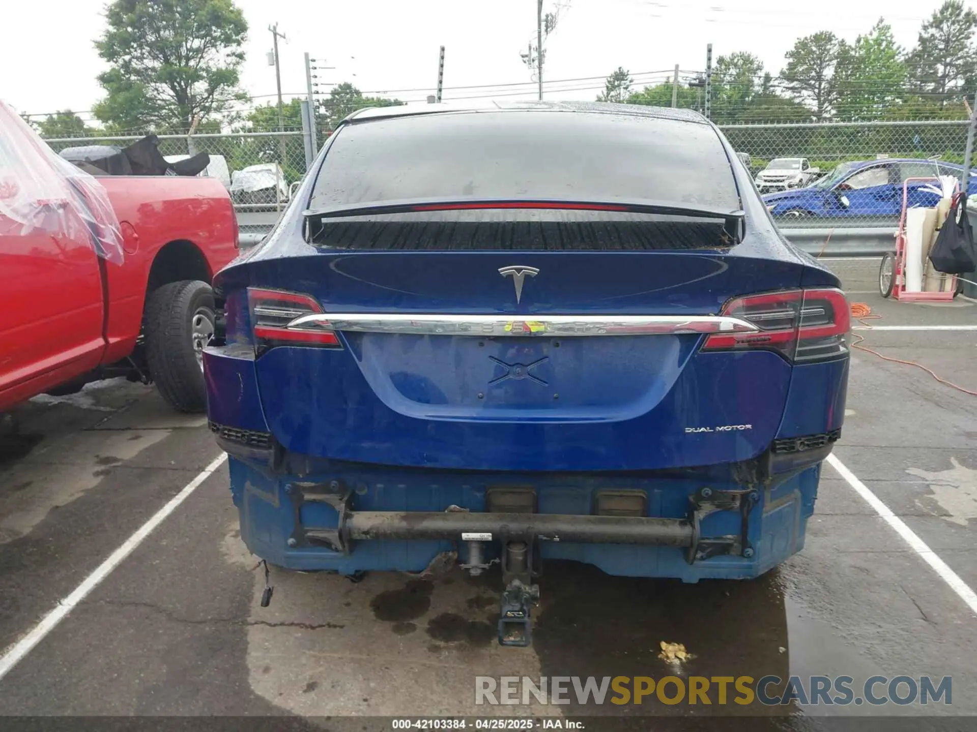 17 Photograph of a damaged car 5YJXCAE21KF196699 TESLA MODEL X 2019
