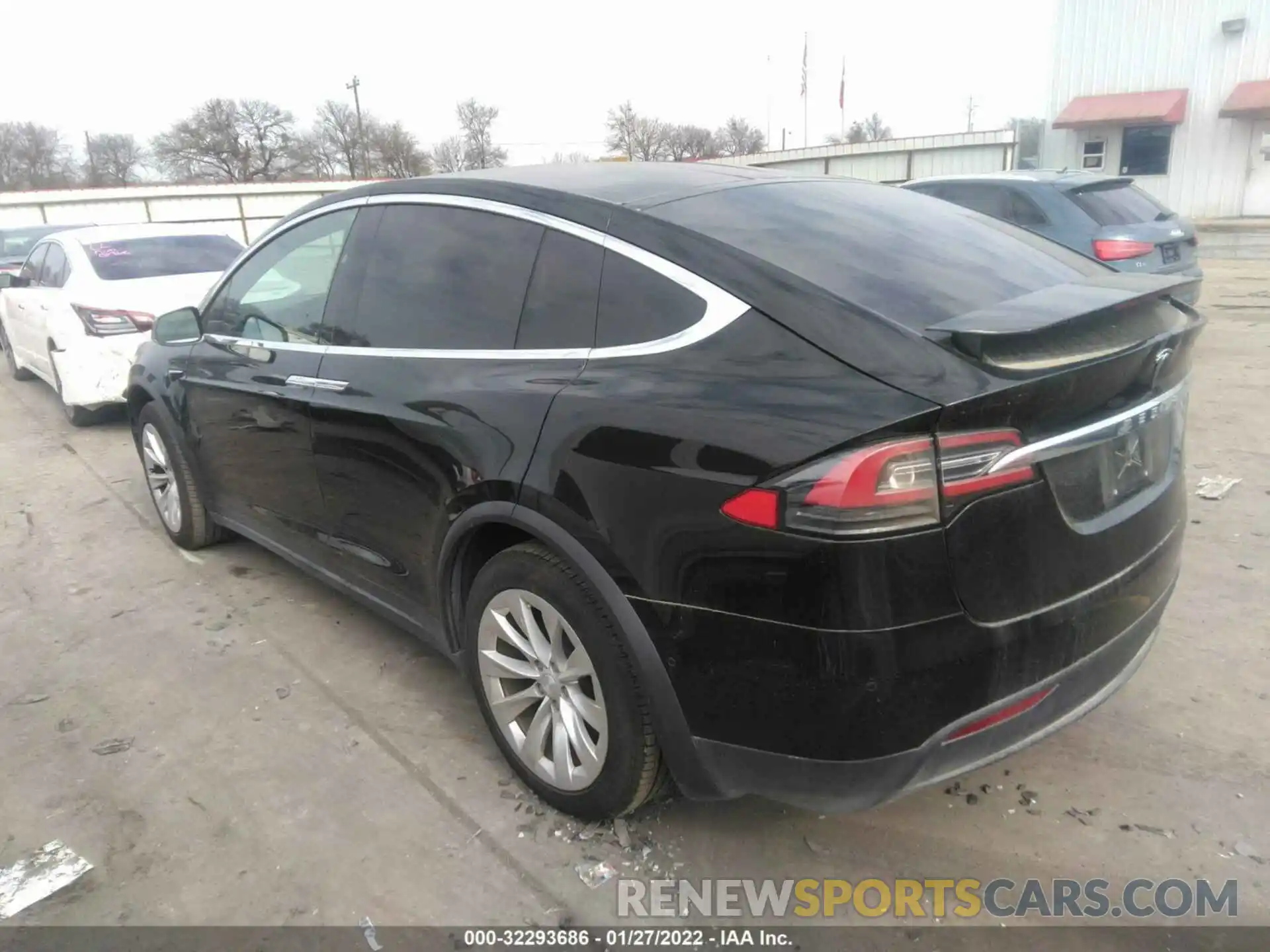 3 Photograph of a damaged car 5YJXCAE22KF199918 TESLA MODEL X 2019