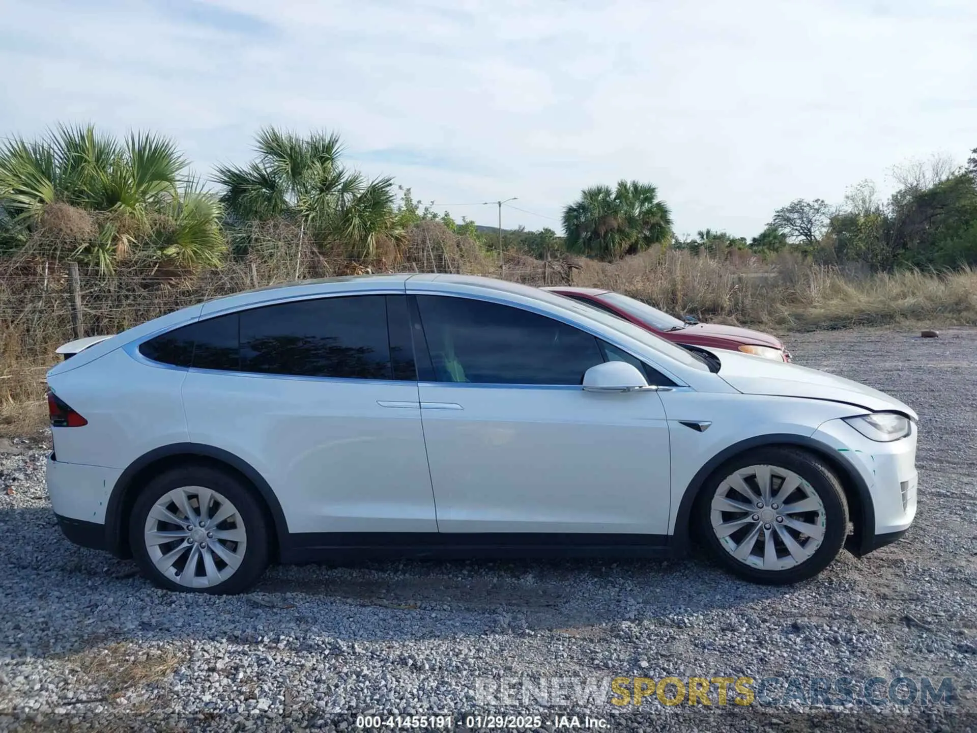 12 Photograph of a damaged car 5YJXCAE23KF197563 TESLA MODEL X 2019