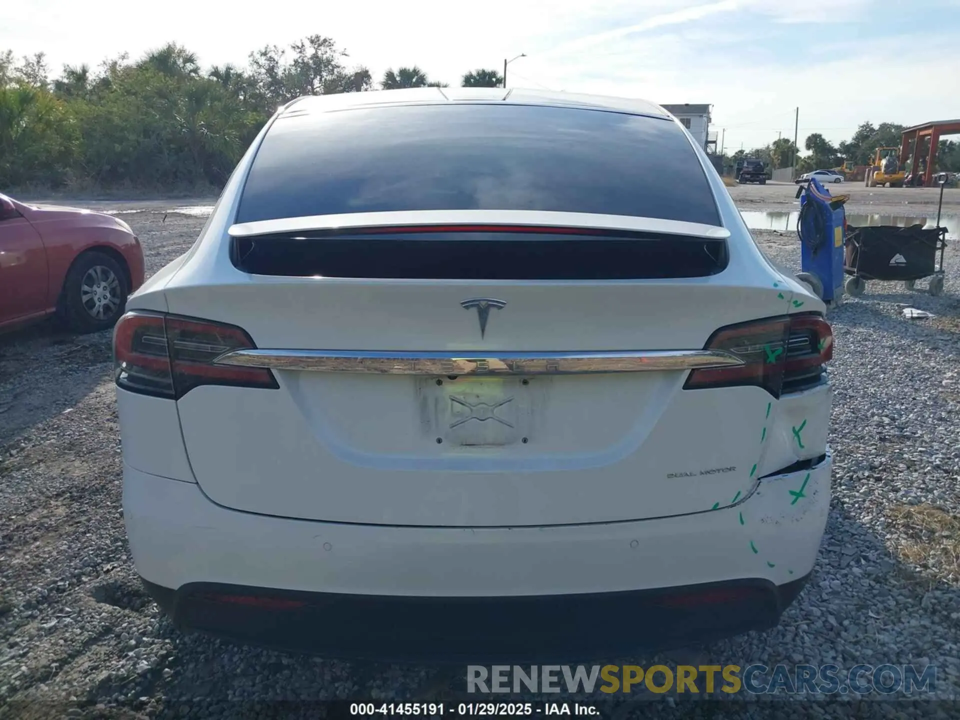 15 Photograph of a damaged car 5YJXCAE23KF197563 TESLA MODEL X 2019