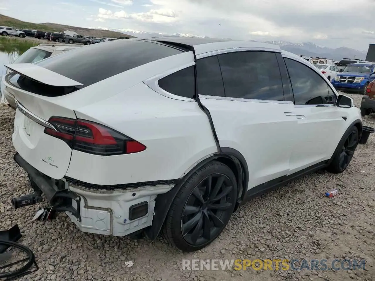 3 Photograph of a damaged car 5YJXCAE24KF204035 TESLA MODEL X 2019