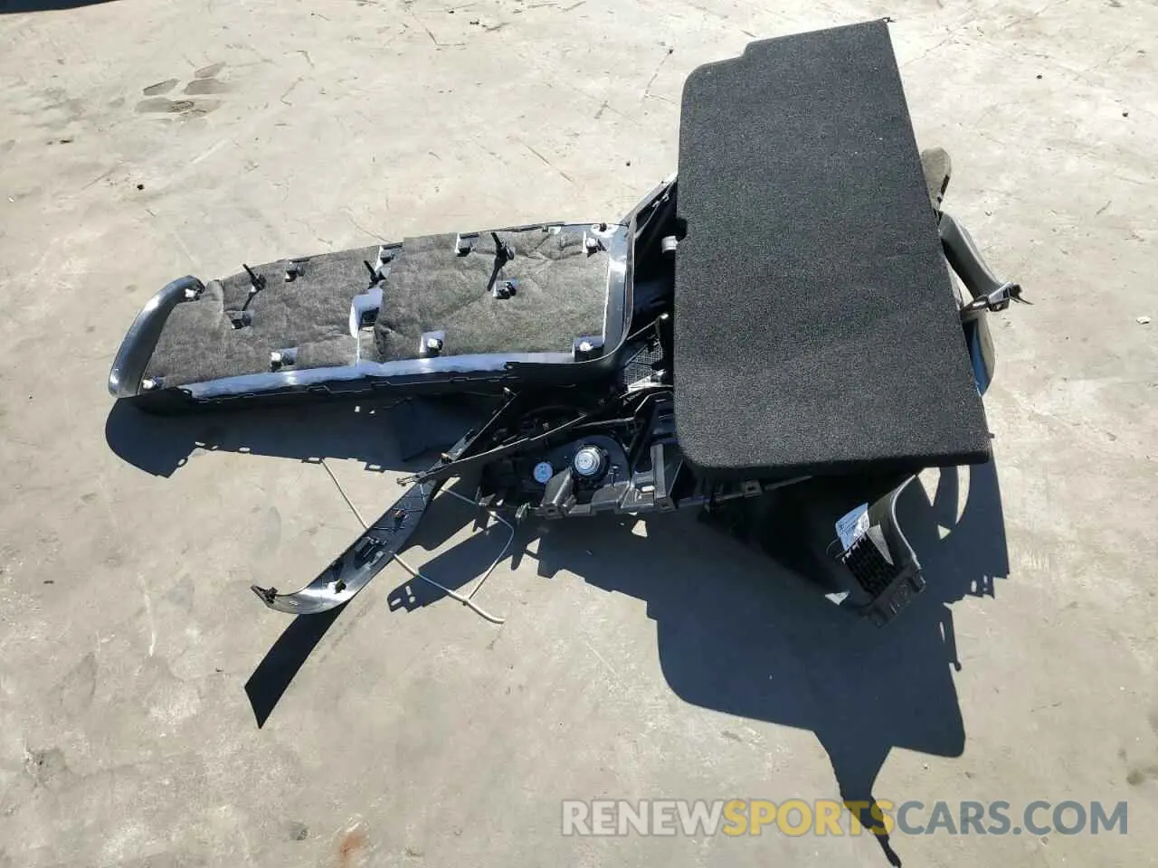12 Photograph of a damaged car 5YJXCAE25KF151281 TESLA MODEL X 2019