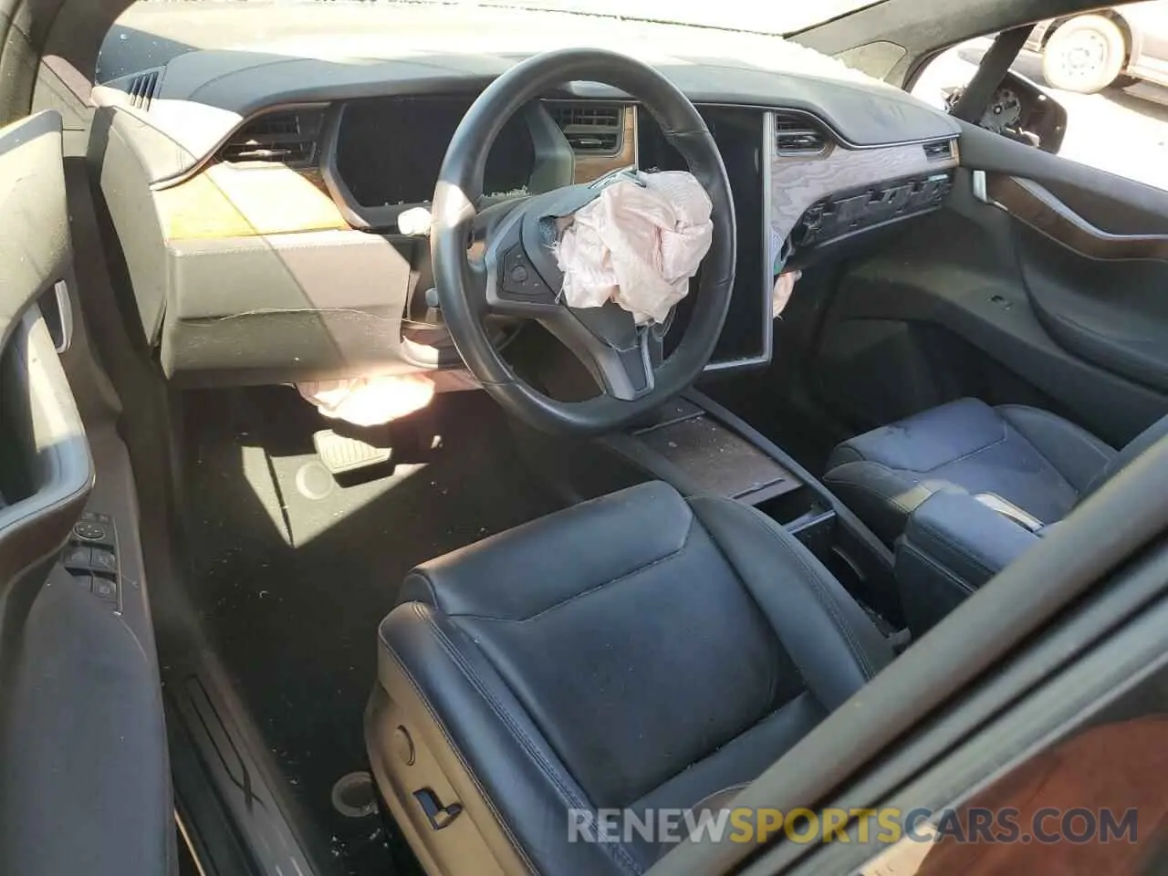 8 Photograph of a damaged car 5YJXCAE25KF151281 TESLA MODEL X 2019
