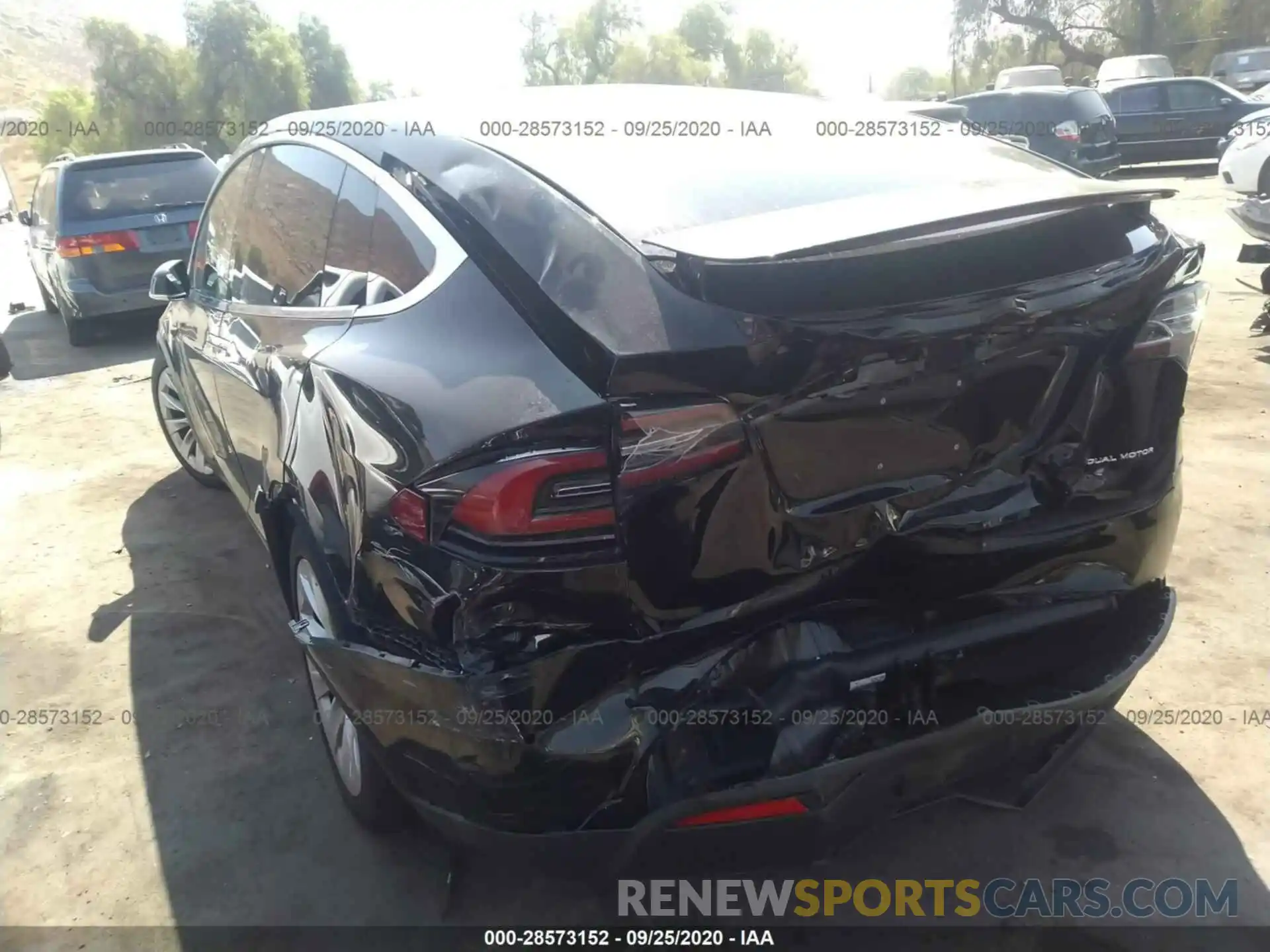 3 Photograph of a damaged car 5YJXCAE25KF181980 TESLA MODEL X 2019