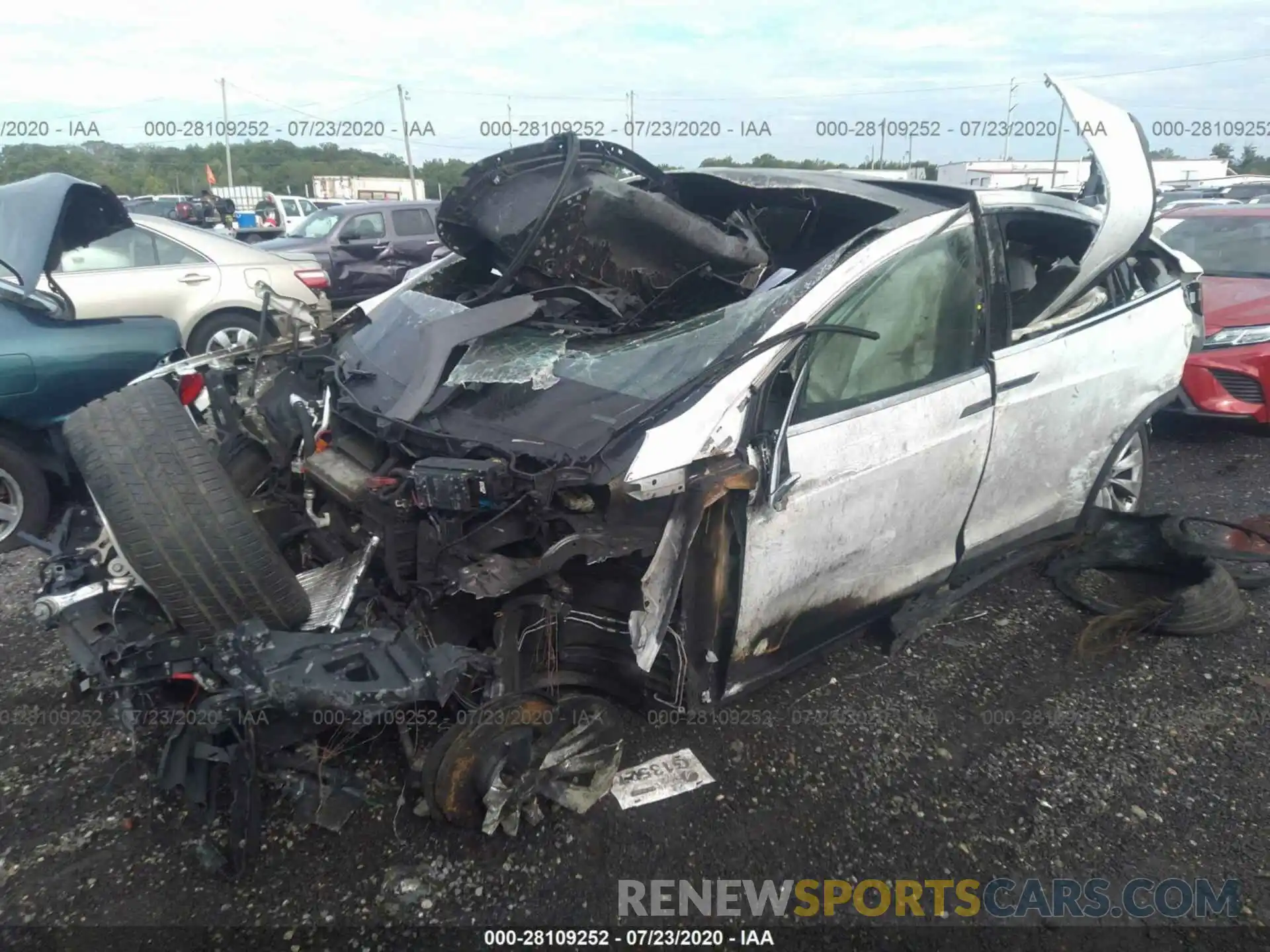 2 Photograph of a damaged car 5YJXCAE25KF196740 TESLA MODEL X 2019