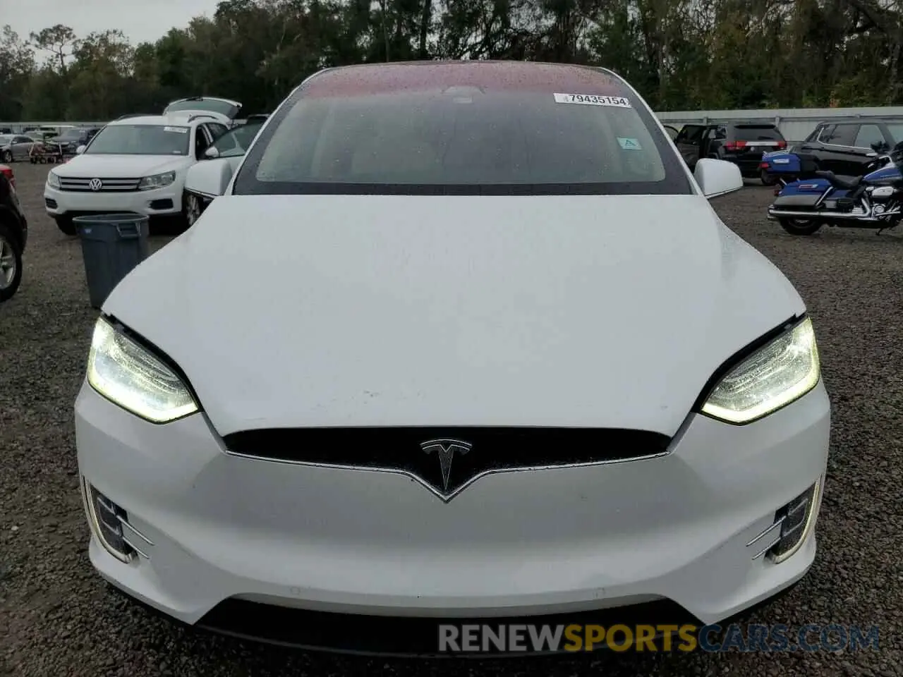 5 Photograph of a damaged car 5YJXCAE26KF140032 TESLA MODEL X 2019