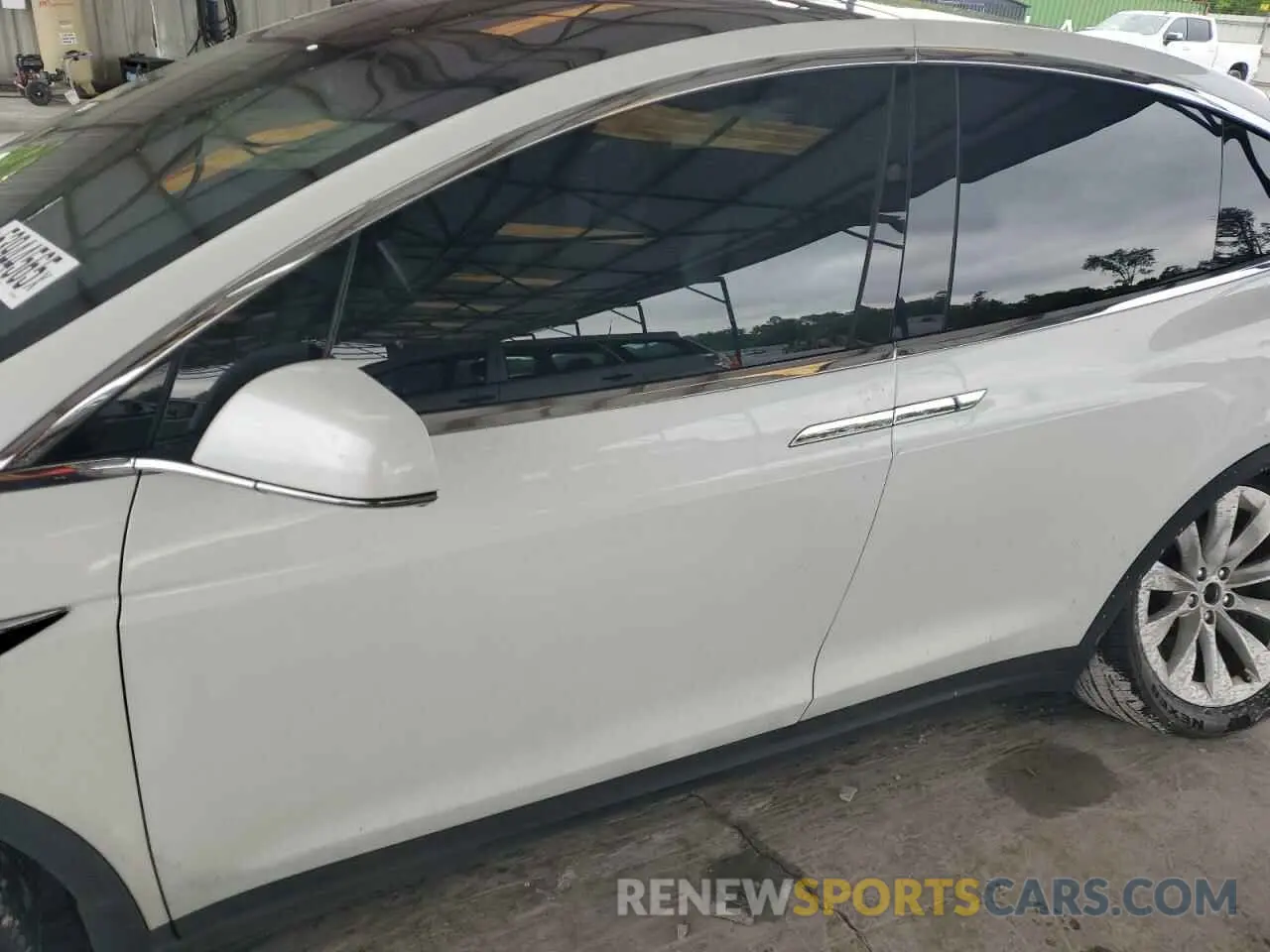 7 Photograph of a damaged car 5YJXCAE26KF189506 TESLA MODEL X 2019