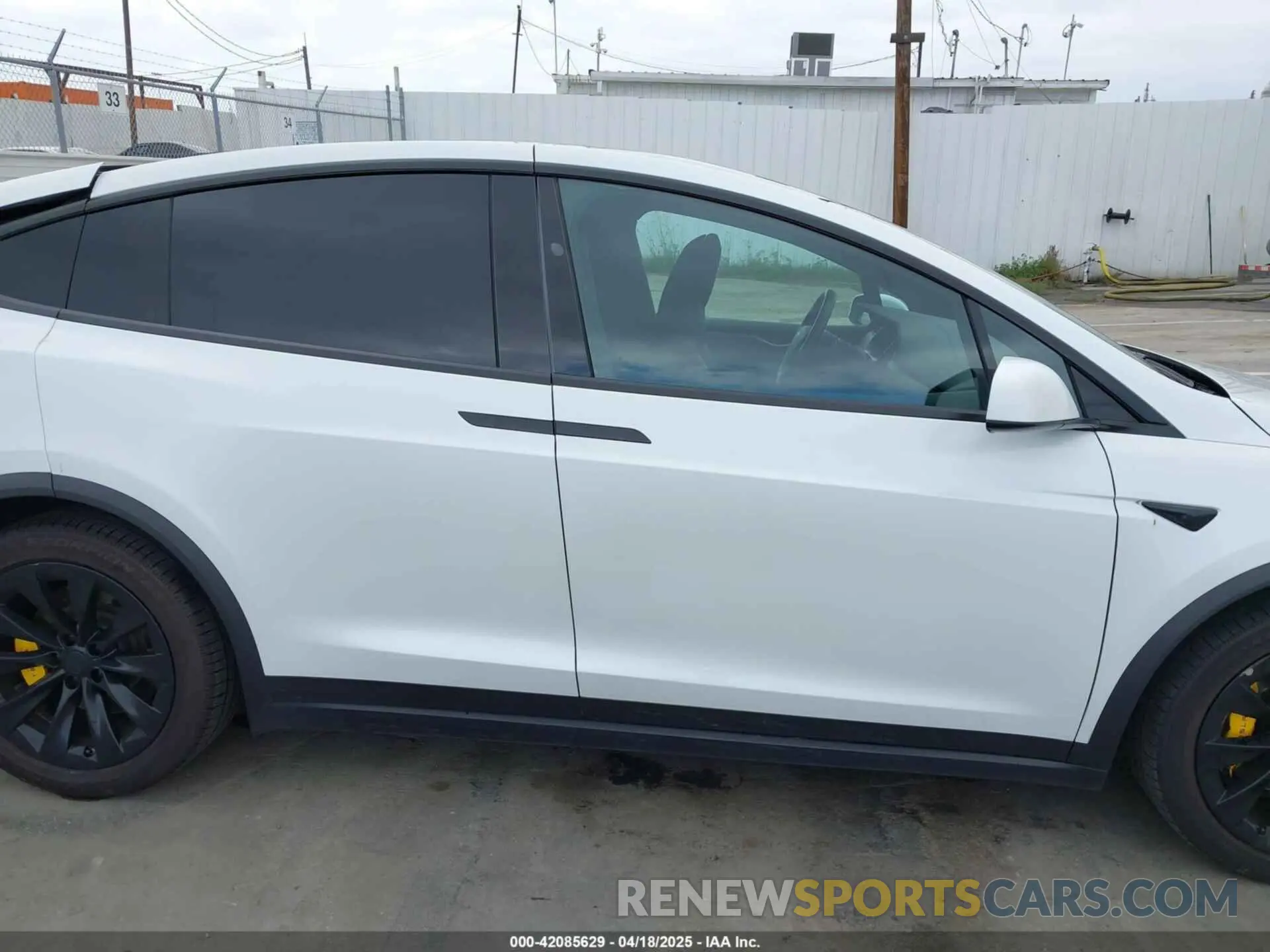 13 Photograph of a damaged car 5YJXCAE26KF211620 TESLA MODEL X 2019