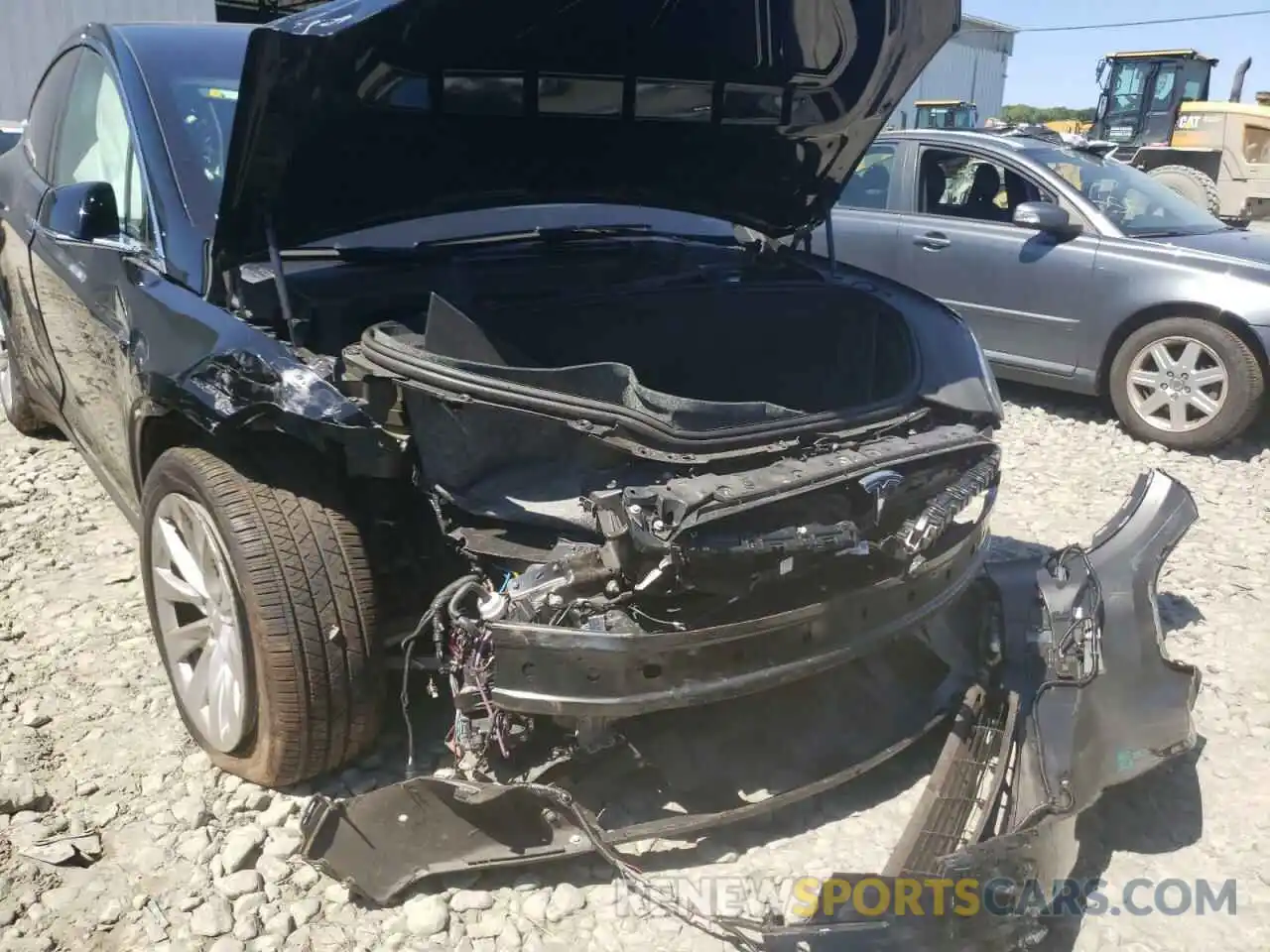 9 Photograph of a damaged car 5YJXCAE27KF181978 TESLA MODEL X 2019