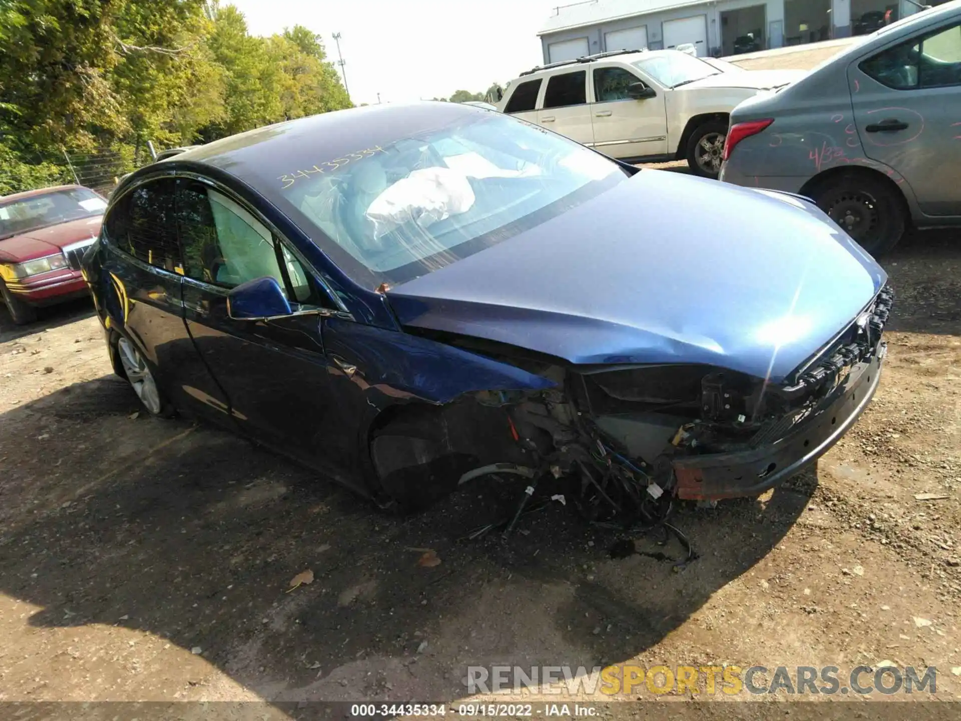 1 Photograph of a damaged car 5YJXCAE41KF192315 TESLA MODEL X 2019