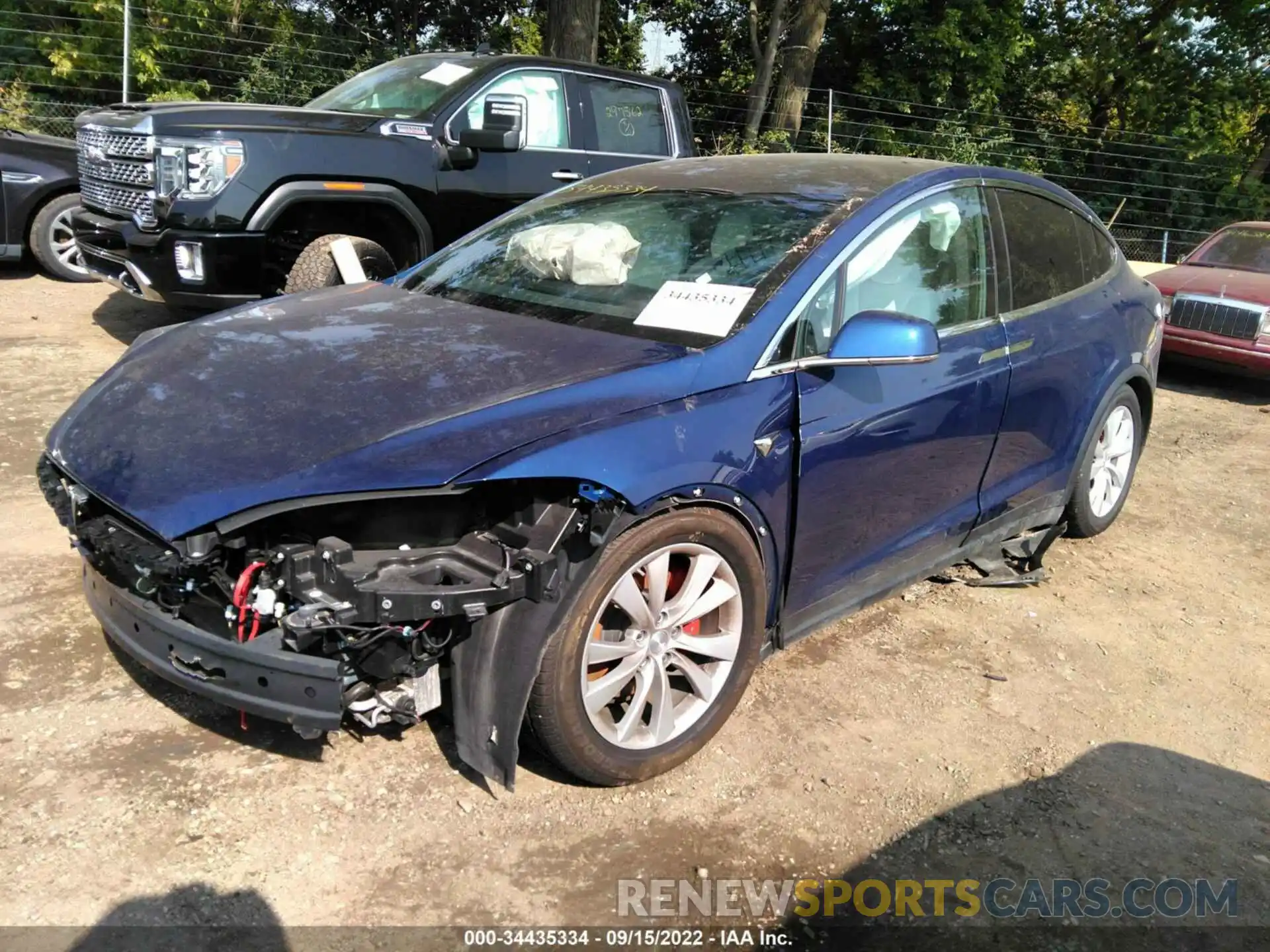 2 Photograph of a damaged car 5YJXCAE41KF192315 TESLA MODEL X 2019