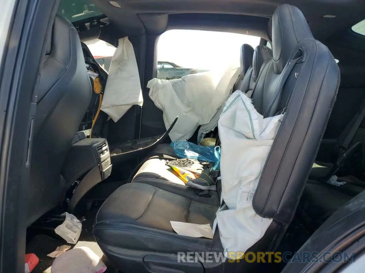 10 Photograph of a damaged car 5YJXCAE46KF211103 TESLA MODEL X 2019