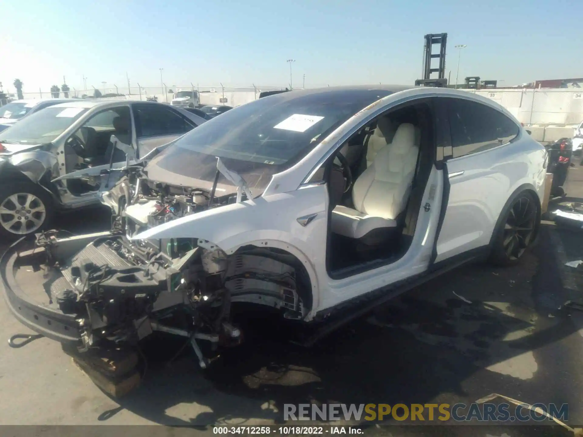 2 Photograph of a damaged car 5YJXCAE47KF188768 TESLA MODEL X 2019