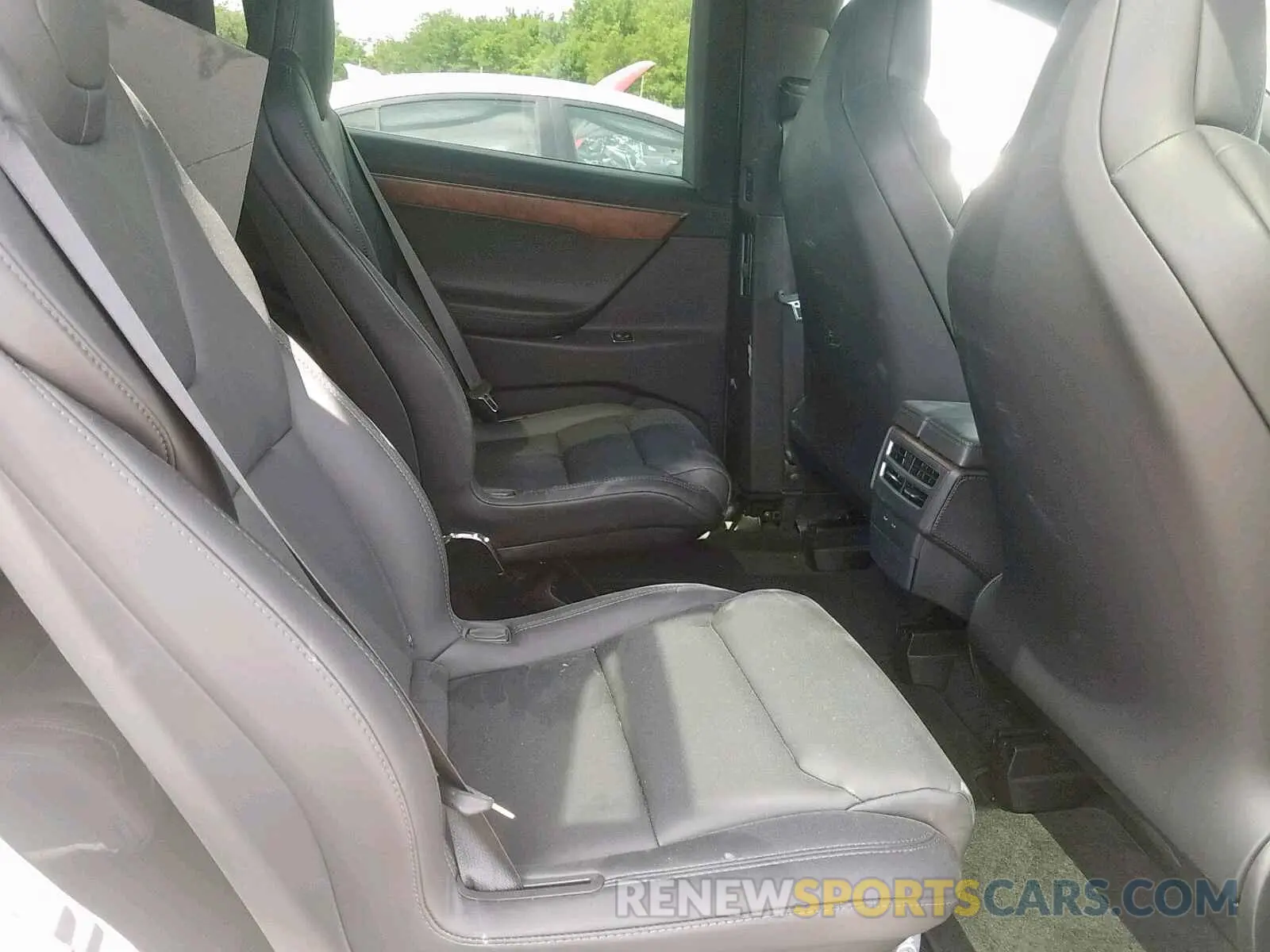 6 Photograph of a damaged car 5YJXCBE20KF180614 TESLA MODEL X 2019