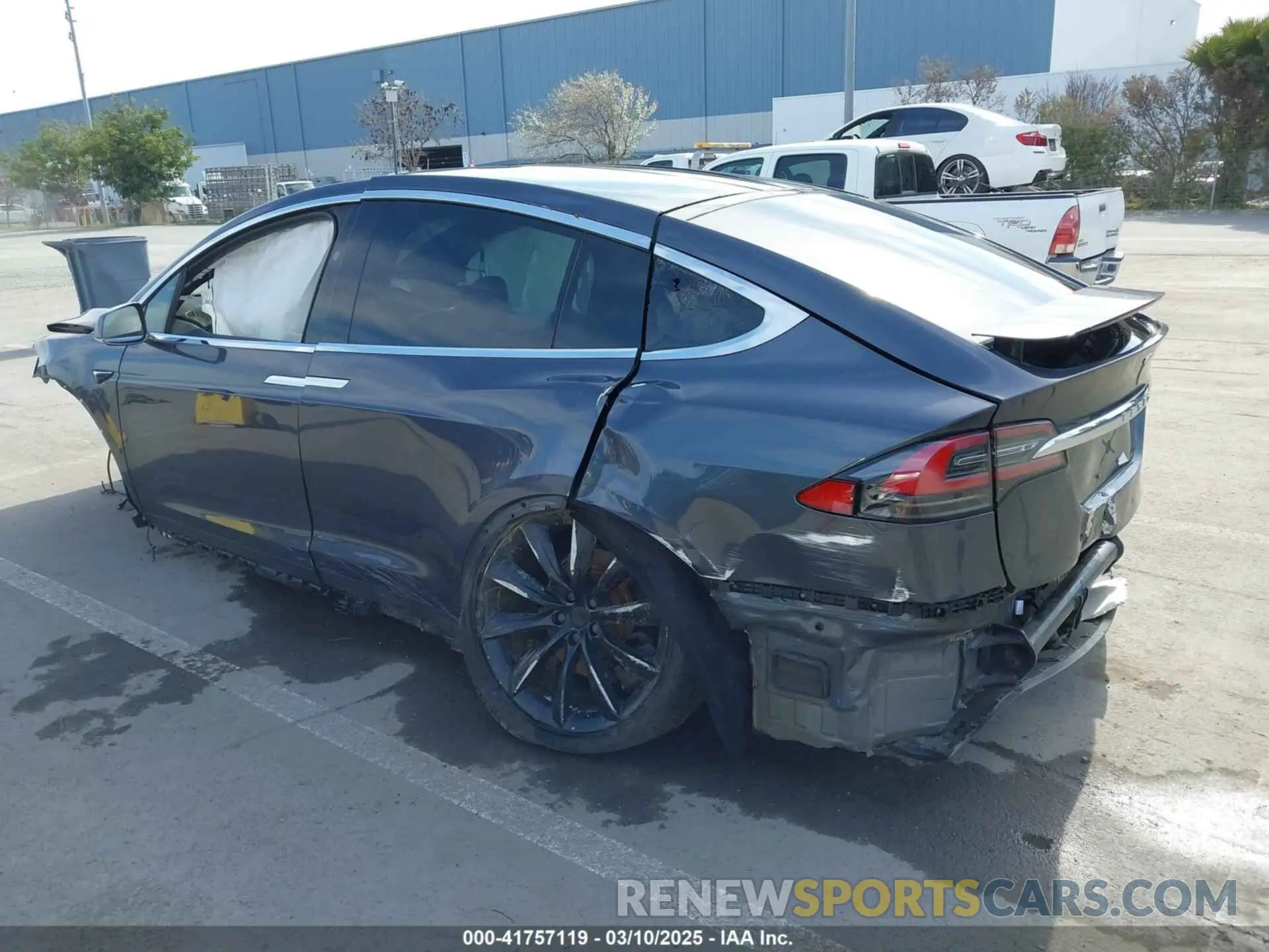3 Photograph of a damaged car 5YJXCBE23KF183801 TESLA MODEL X 2019