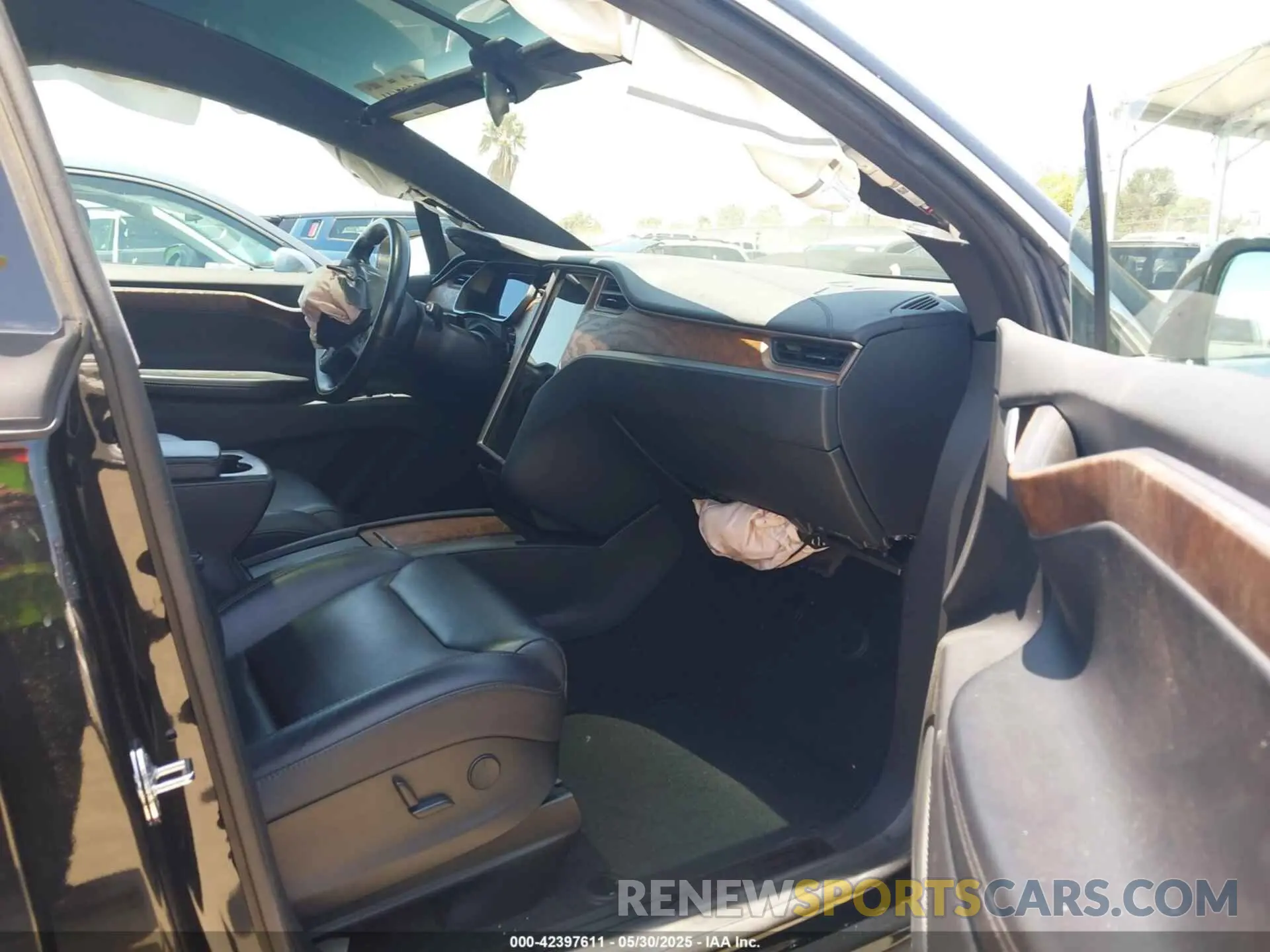 5 Photograph of a damaged car 5YJXCBE25KF151349 TESLA MODEL X 2019