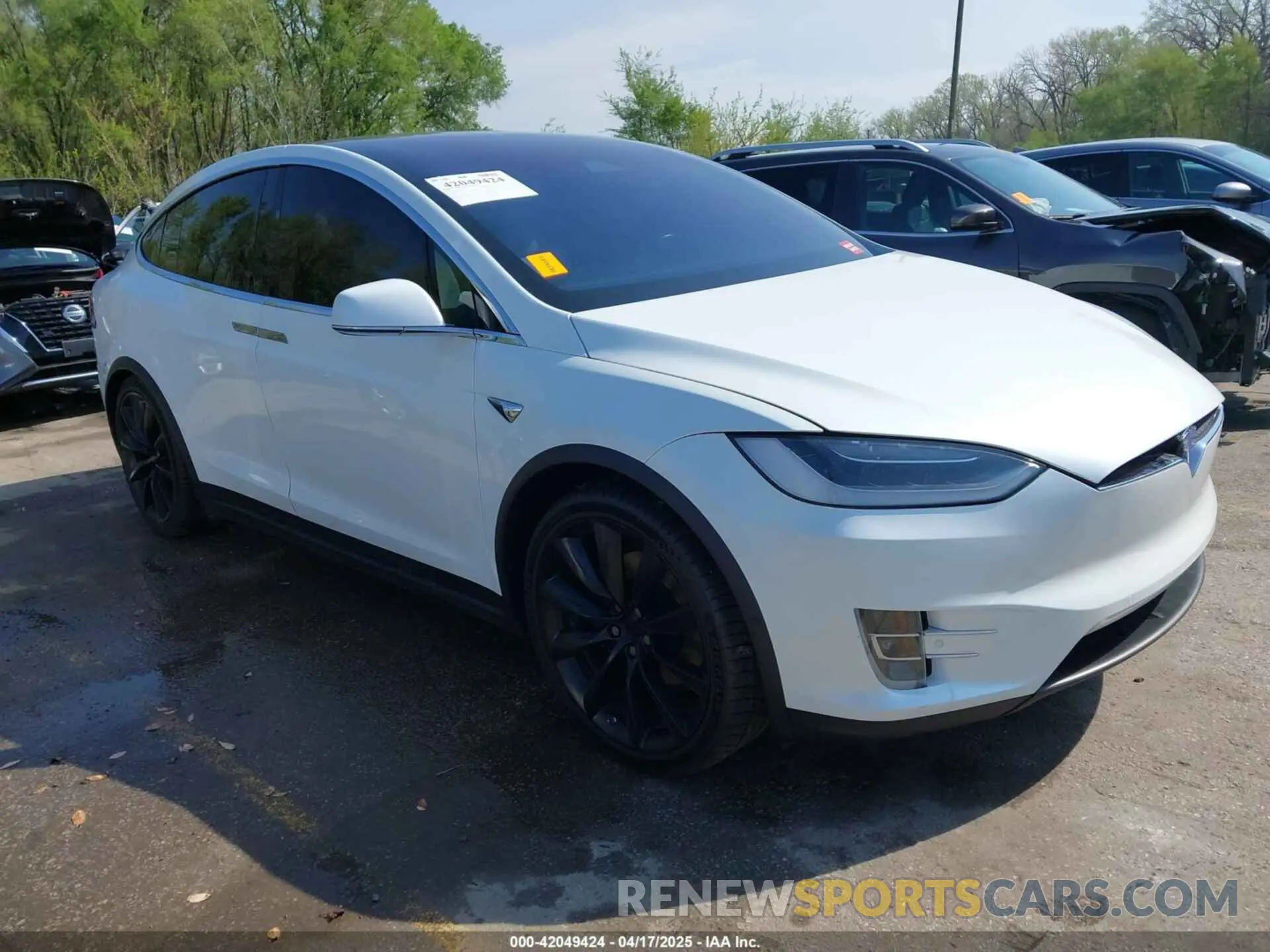1 Photograph of a damaged car 5YJXCBE27KF150381 TESLA MODEL X 2019