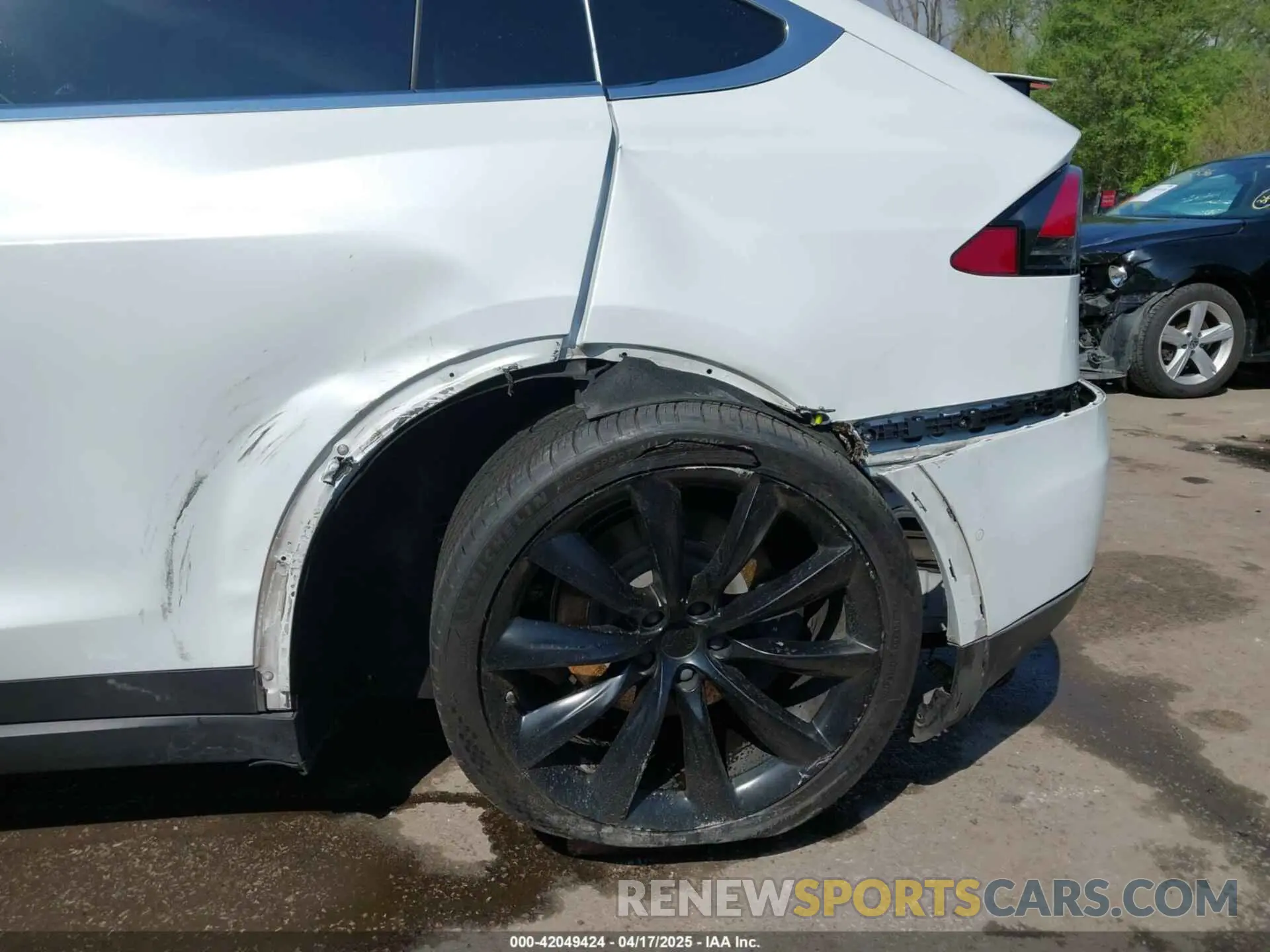 6 Photograph of a damaged car 5YJXCBE27KF150381 TESLA MODEL X 2019