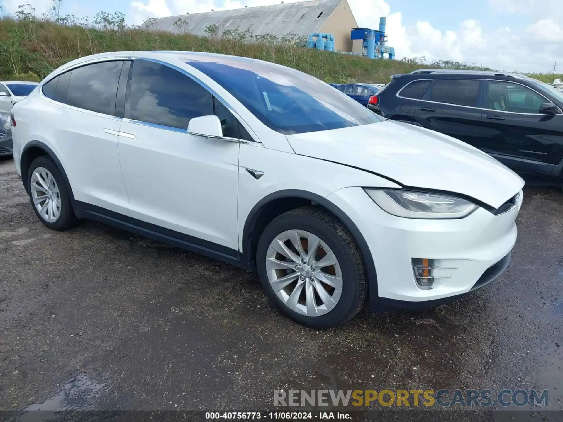 1 Photograph of a damaged car 5YJXCBE28KF152415 TESLA MODEL X 2019