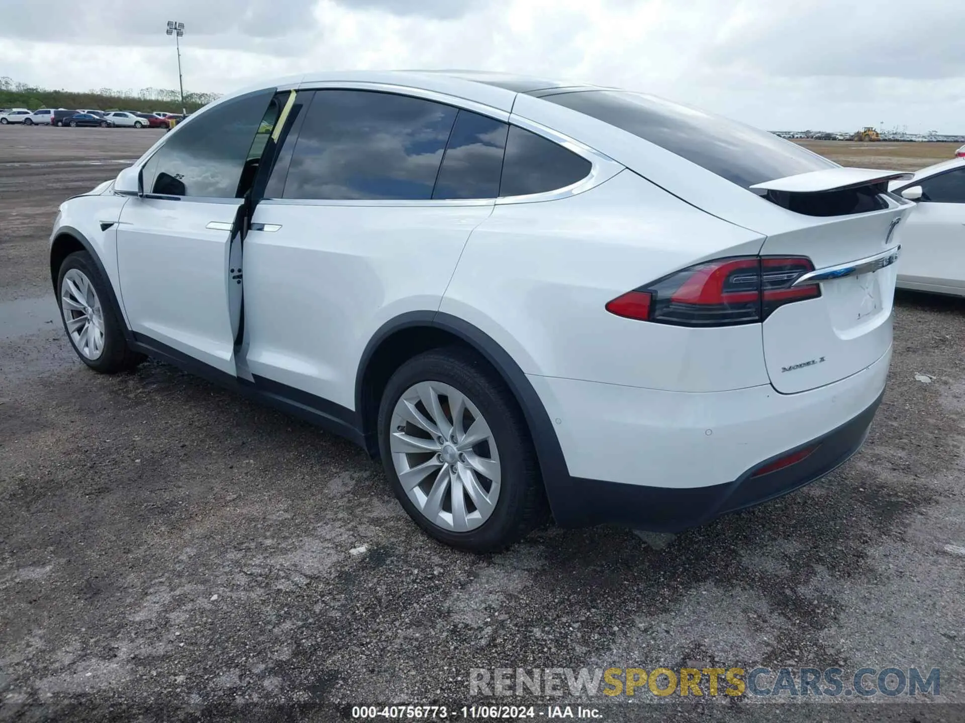 3 Photograph of a damaged car 5YJXCBE28KF152415 TESLA MODEL X 2019