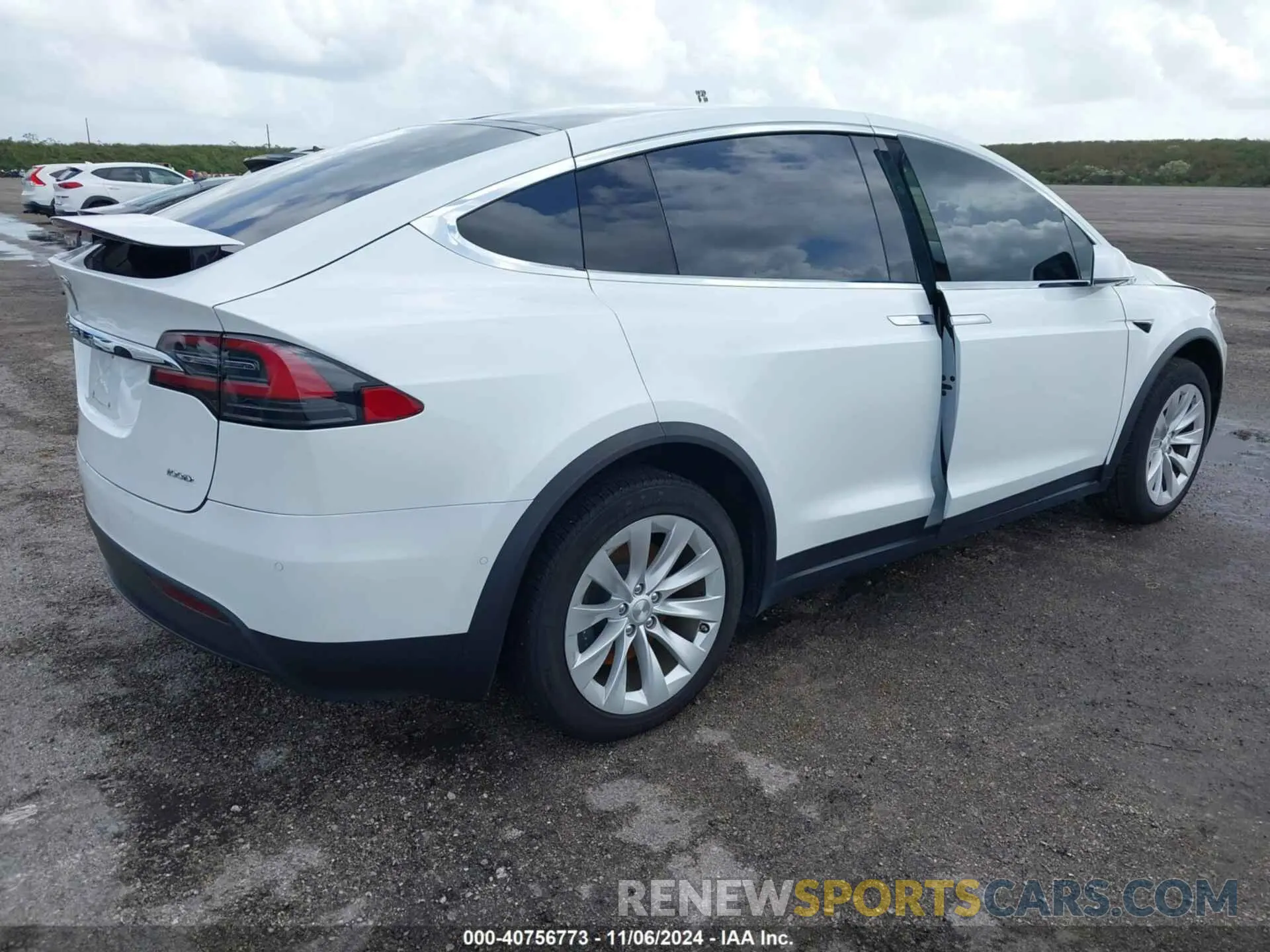 4 Photograph of a damaged car 5YJXCBE28KF152415 TESLA MODEL X 2019