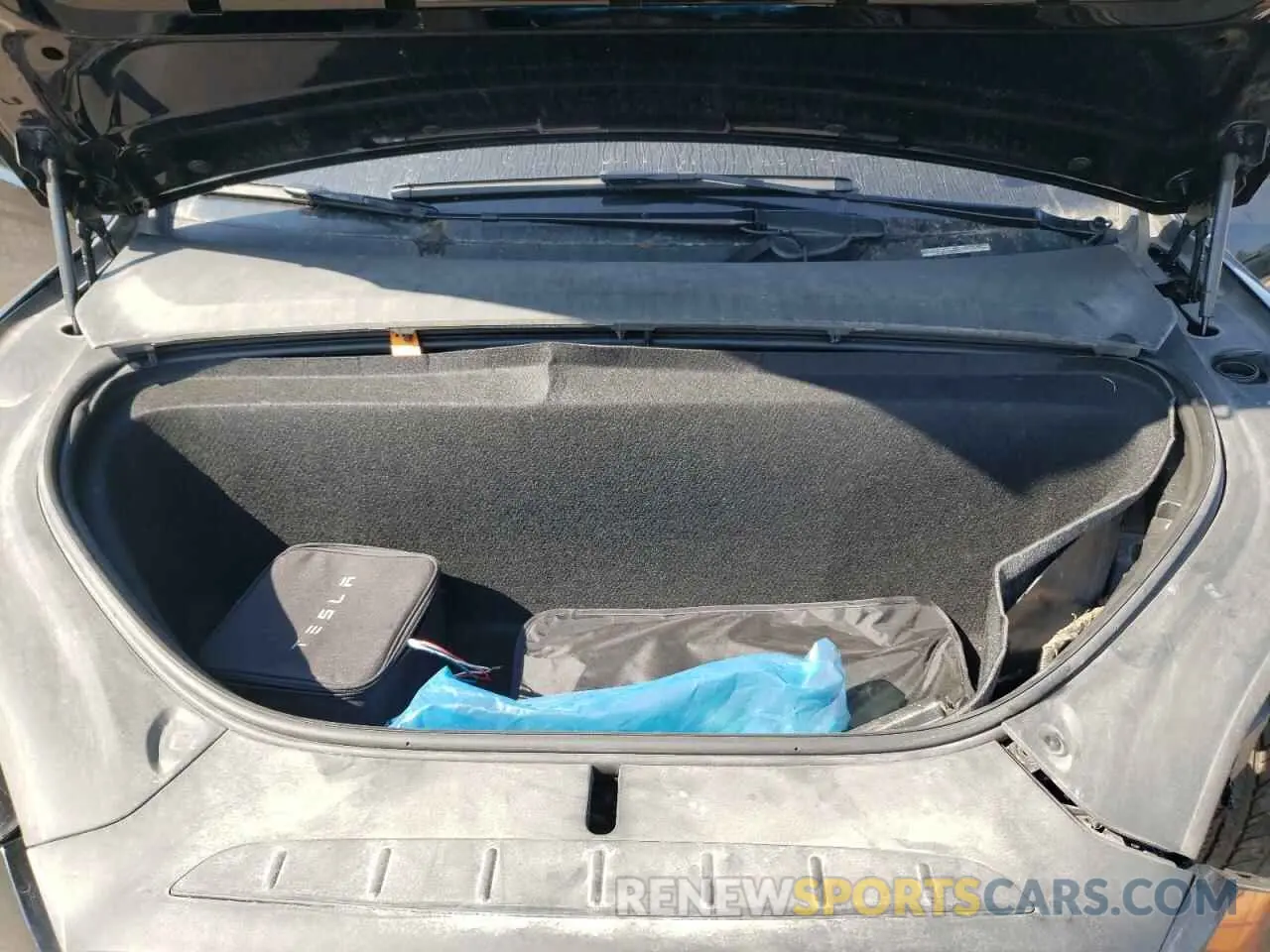 12 Photograph of a damaged car 5YJXCBE28KF182692 TESLA MODEL X 2019