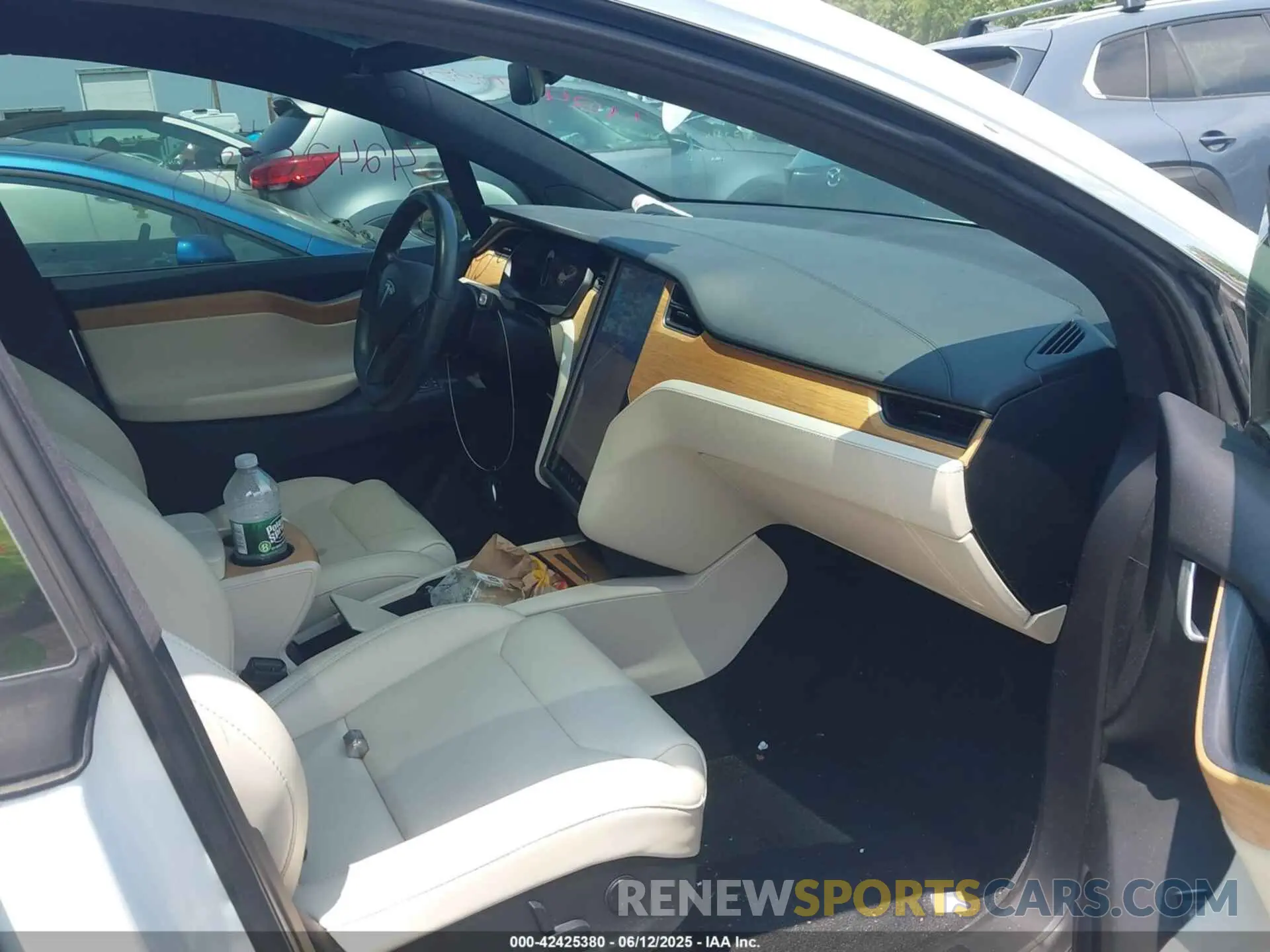 5 Photograph of a damaged car 5YJXCBE29KF207227 TESLA MODEL X 2019