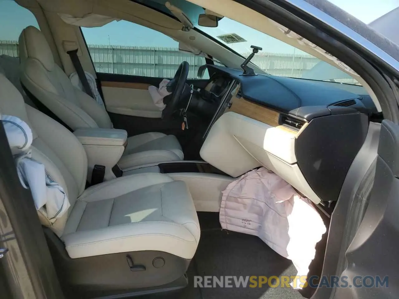 5 Photograph of a damaged car 5YJXCDE20KF184710 TESLA MODEL X 2019