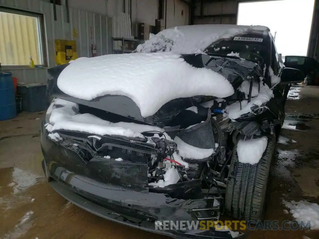 9 Photograph of a damaged car 5YJXCDE22KF180691 TESLA MODEL X 2019