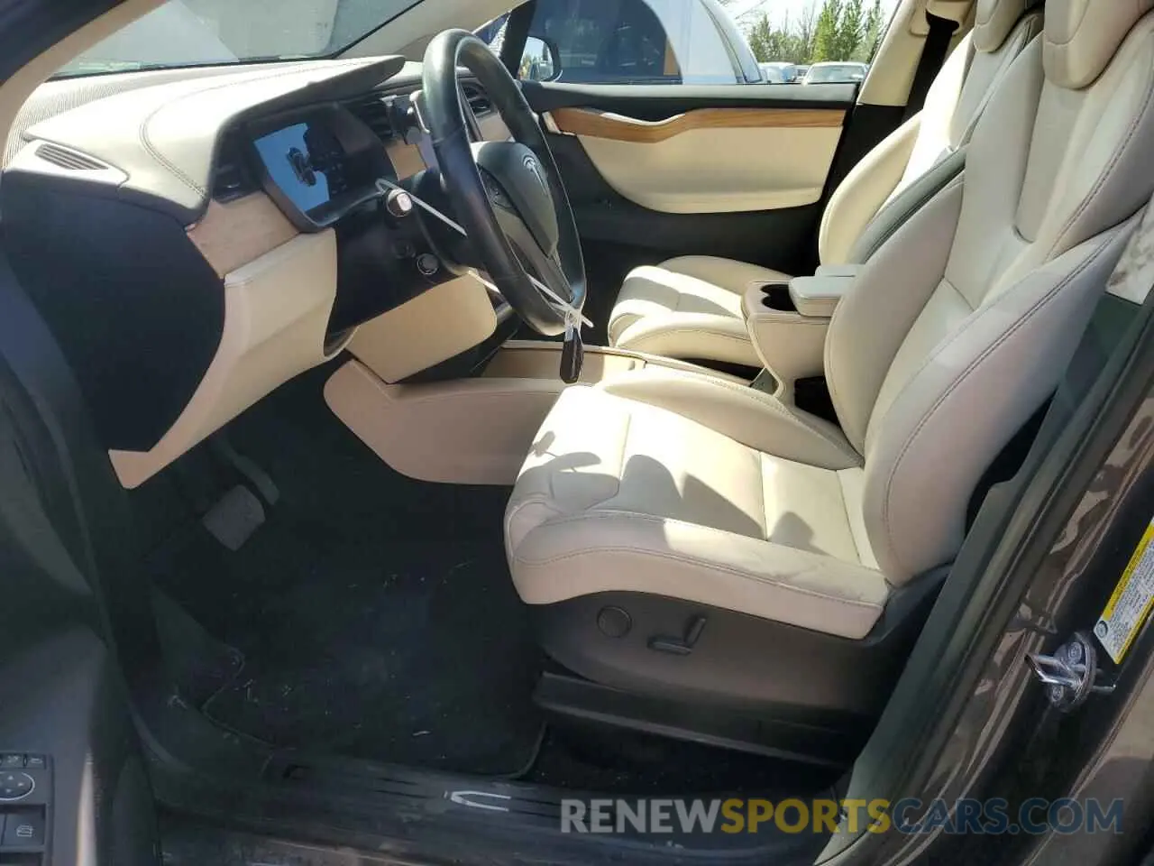 7 Photograph of a damaged car 5YJXCDE24KF184614 TESLA MODEL X 2019
