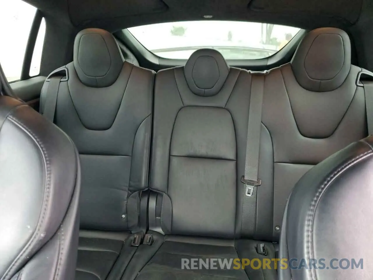 10 Photograph of a damaged car 5YJXCDE25KF158944 TESLA MODEL X 2019