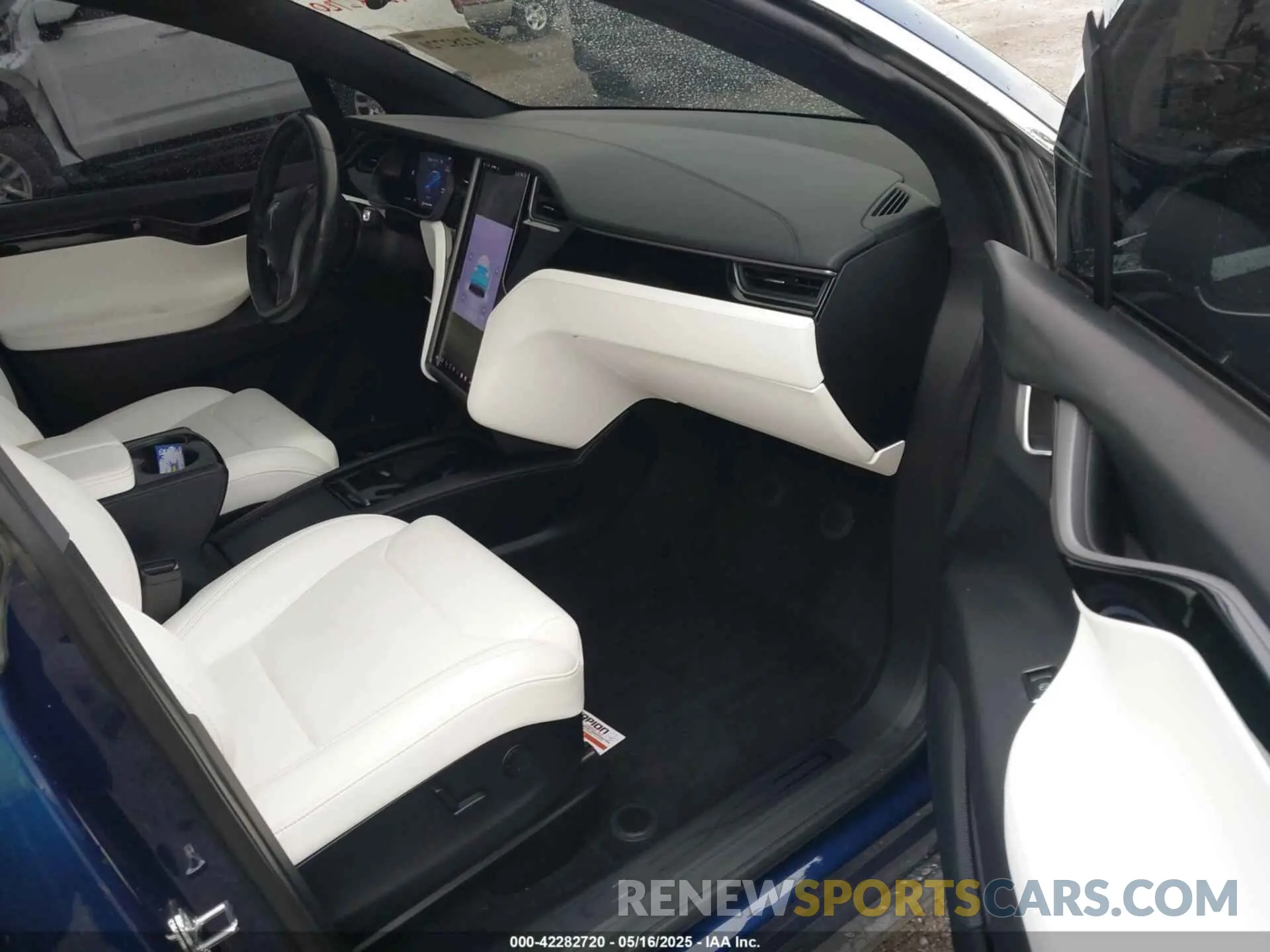 5 Photograph of a damaged car 5YJXCDE25KF196870 TESLA MODEL X 2019
