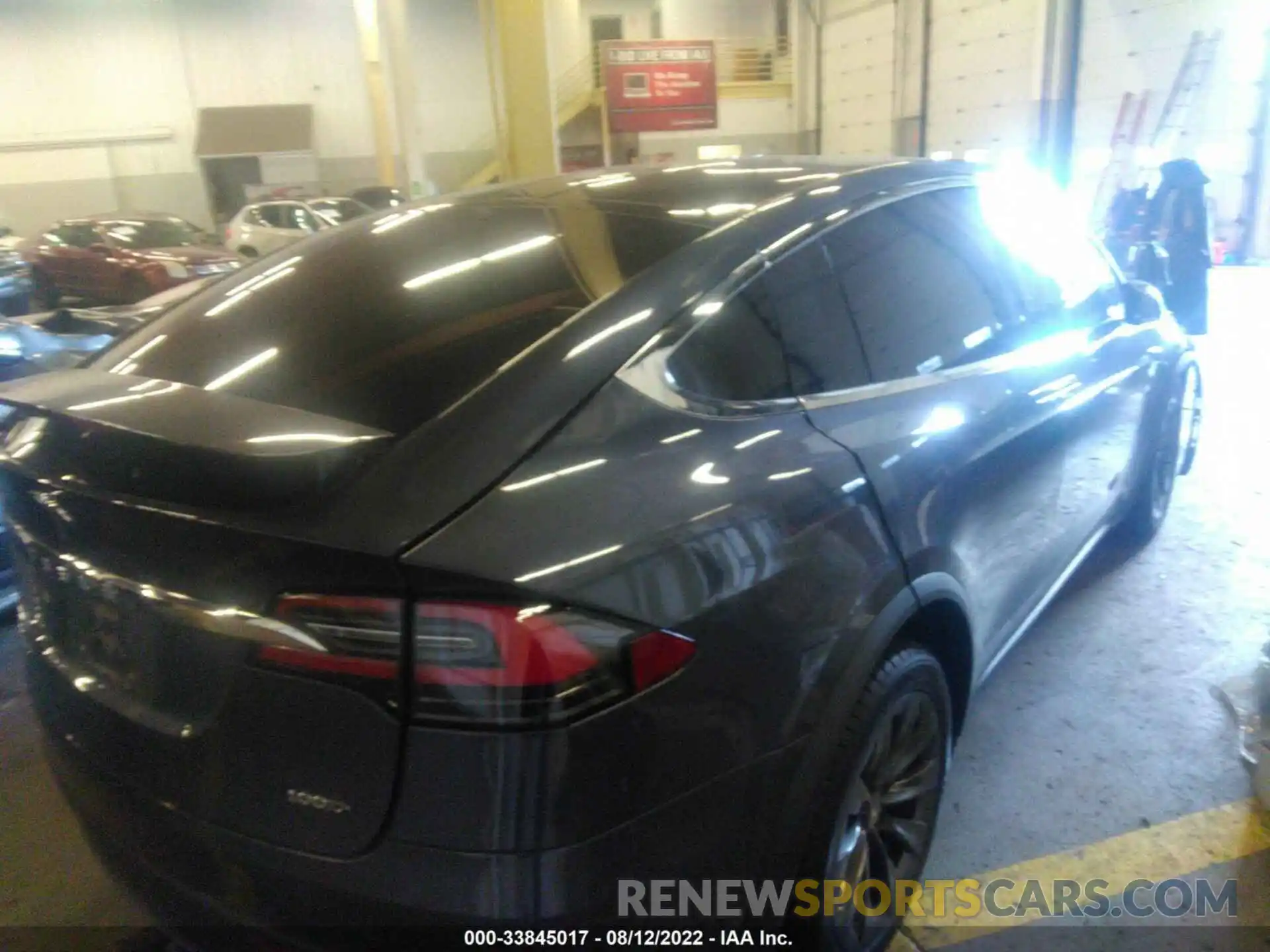 4 Photograph of a damaged car 5YJXCDE28KF150983 TESLA MODEL X 2019